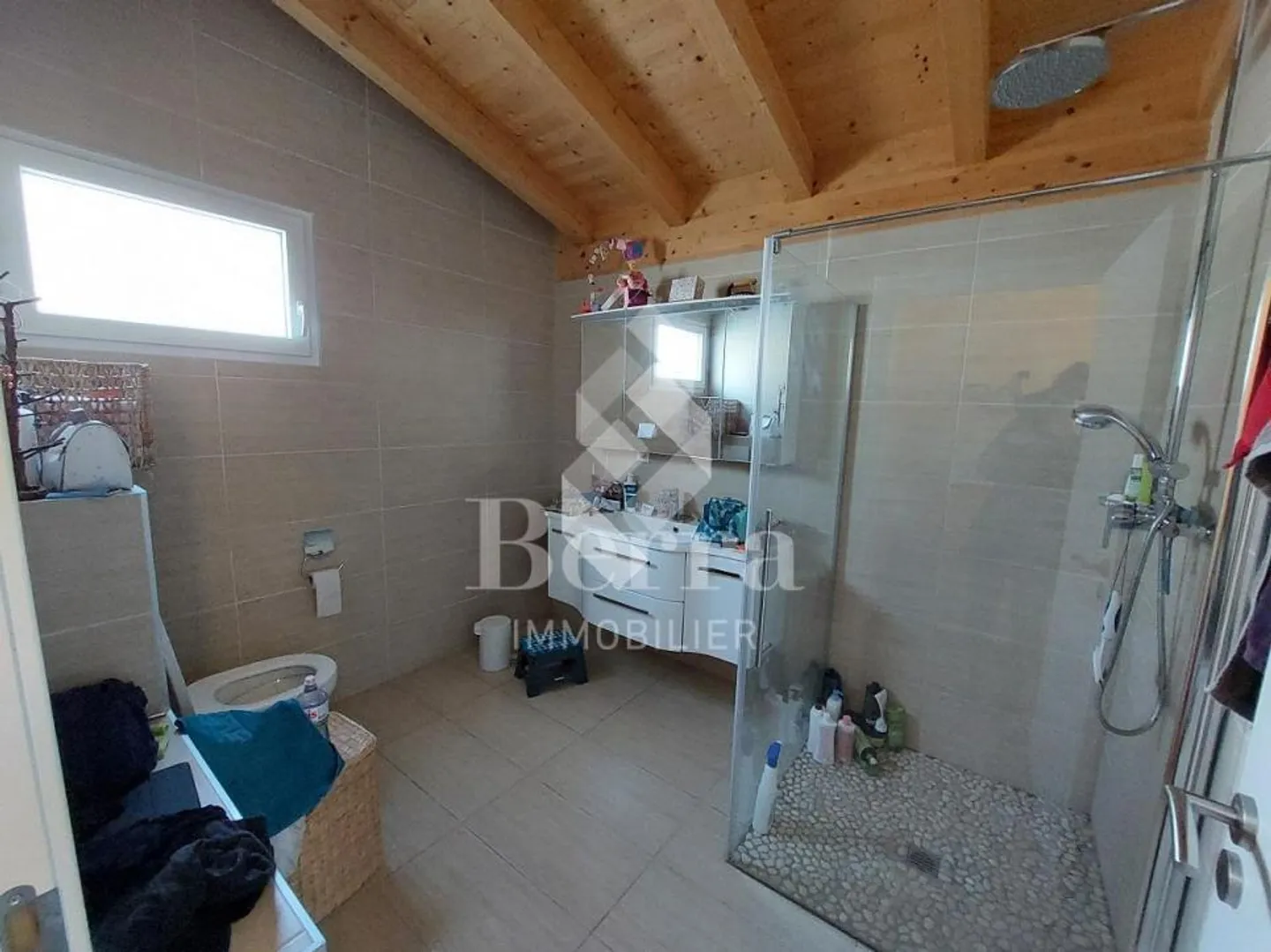 Saxe! Halles industrielles + espace de stockage + surface de vente + appartement de service! - Photo 11 sur 13