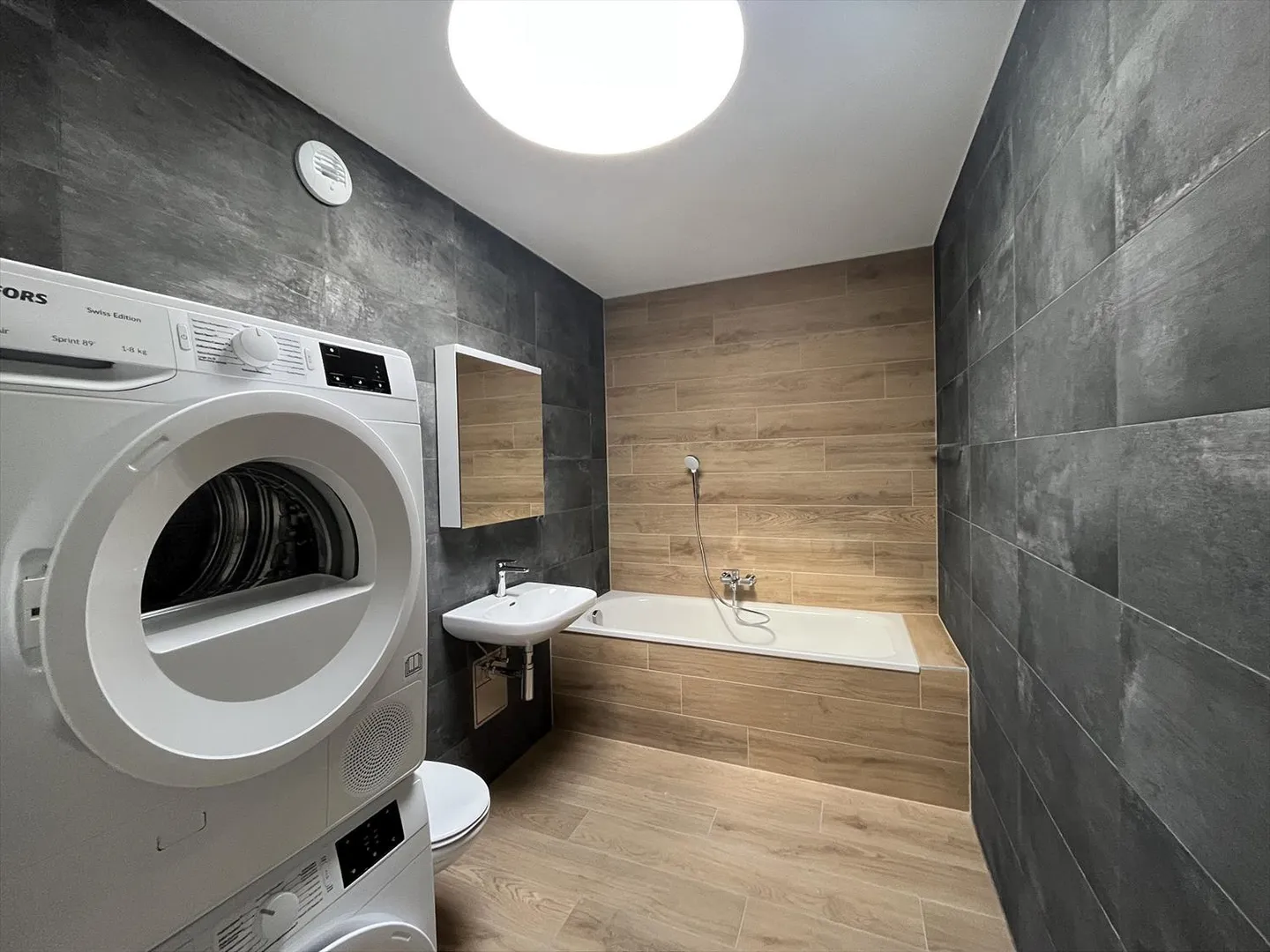 05654 - Appart. 3½ Locali - IMP. CHAMP-RIOND 18 - MATRAN - Foto 8 di 9