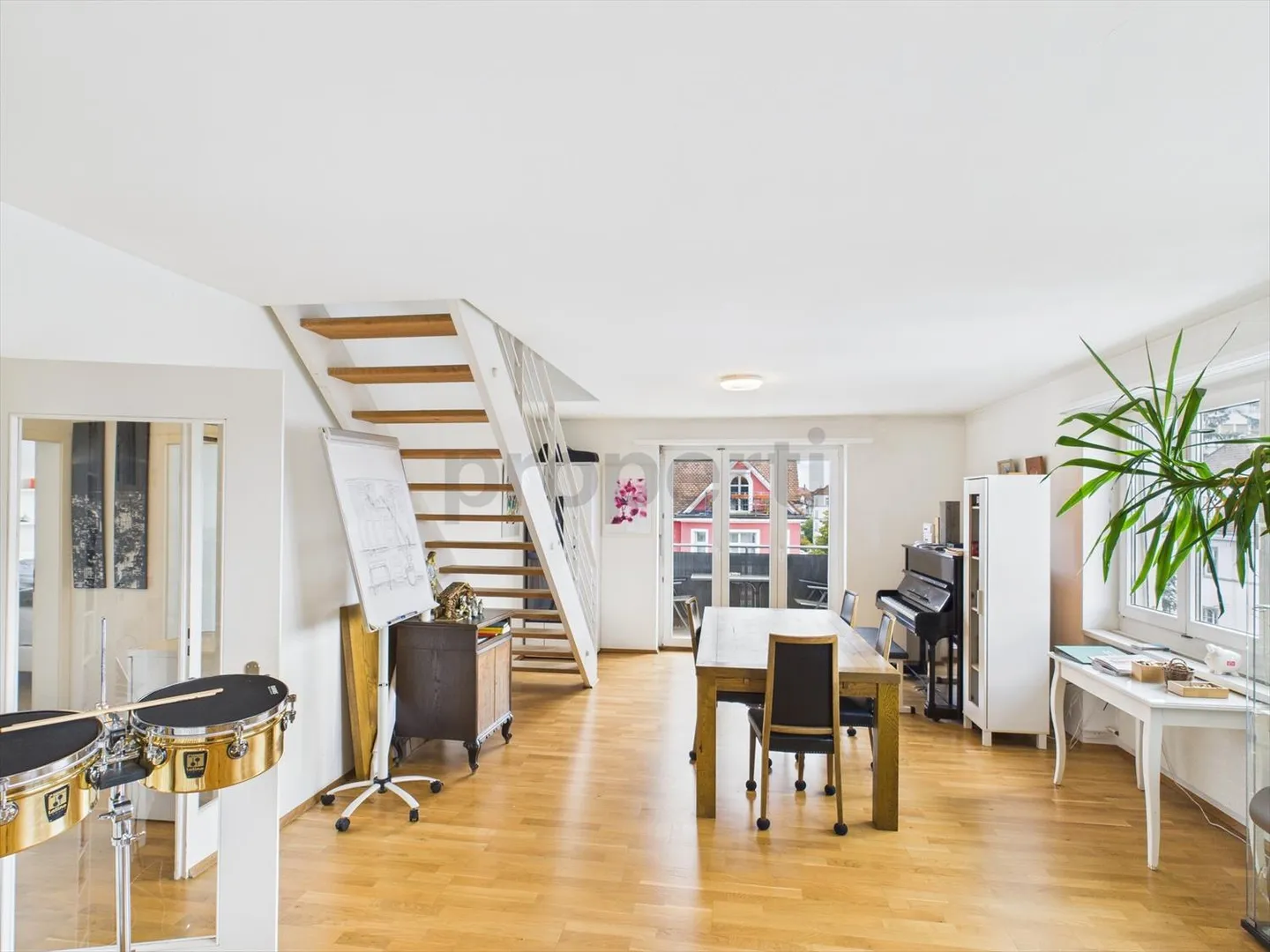 Appartamento 4 locali arredato con vista sulla città a Basilea - Foto 2 di 12