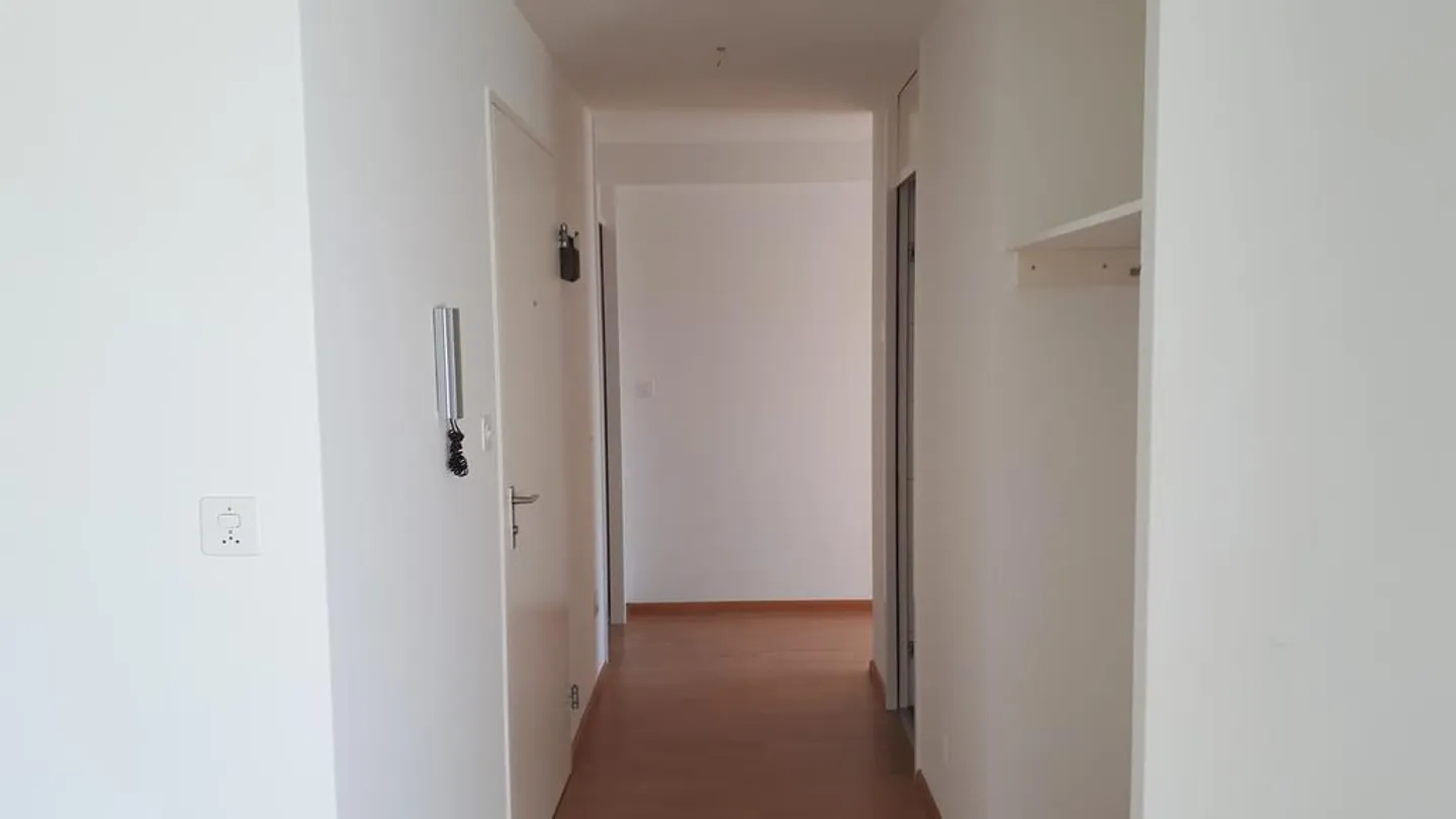 4.5 Zimmer-Dachwohnung mit grosser Terrasse zu vermieten - Foto 6 von 12
