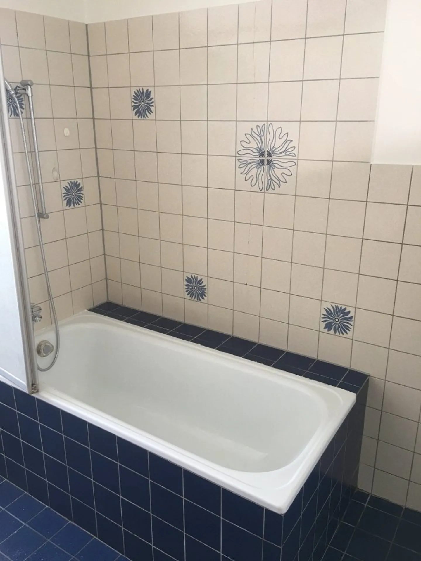 02423 - Grande duplex di 120m2 - Fleurs 8 - La Chaux-de-Fonds - Foto 5 di 8