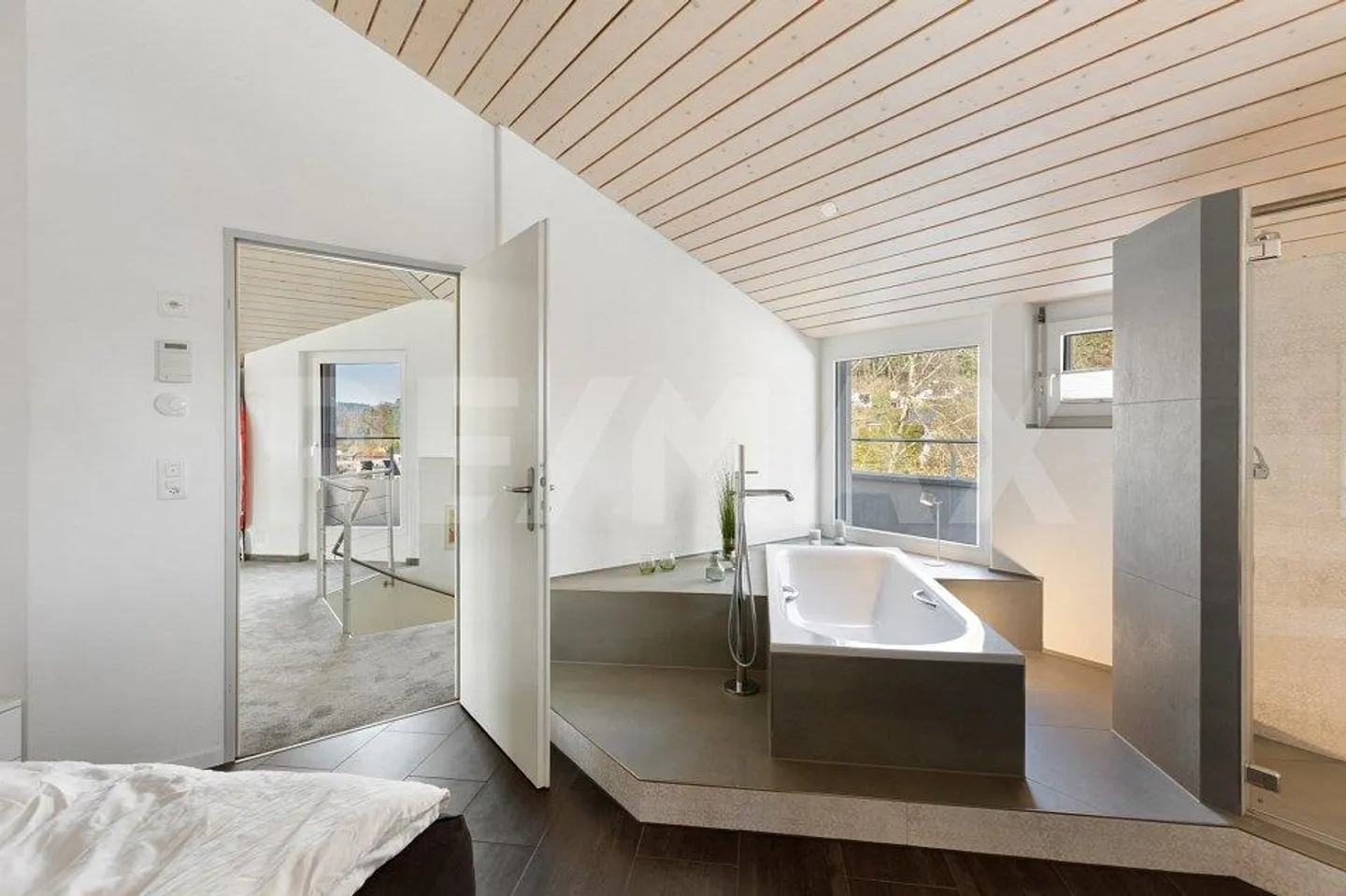 Architectural 6.5-Room Single-Family Home with a View - Photo 10 of 13