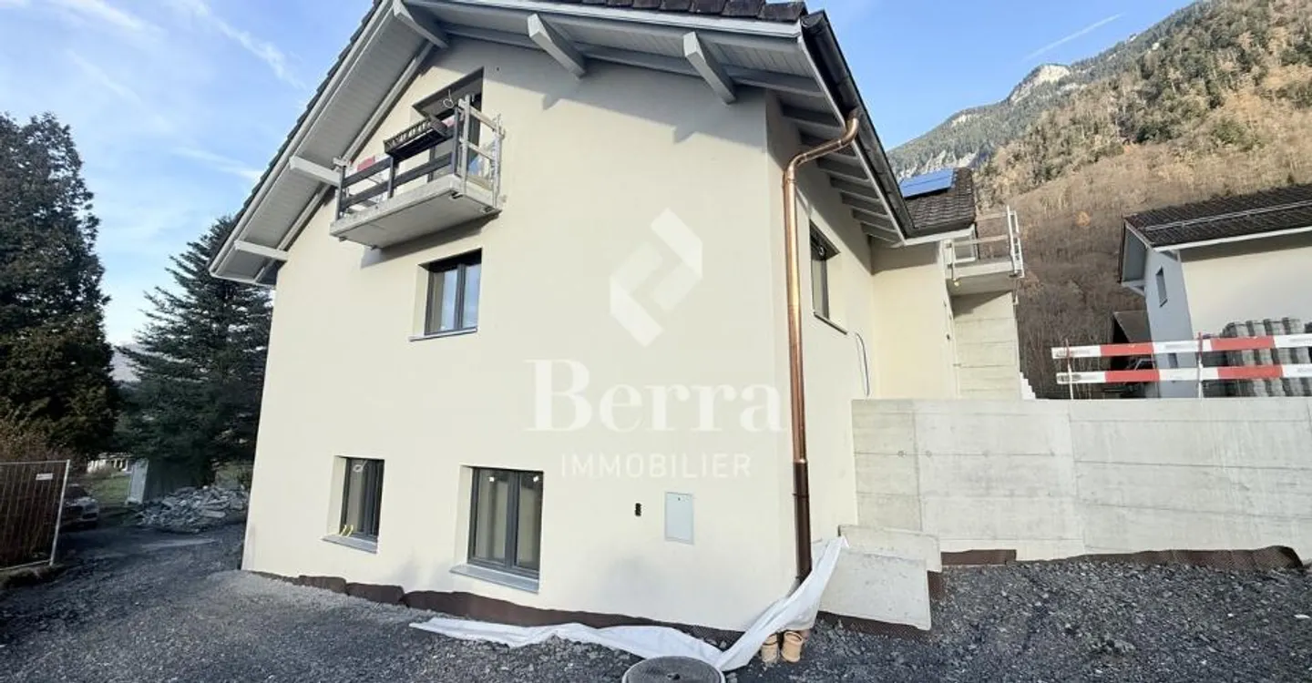 Villa Incantevole con Giardino - Foto 4 di 13