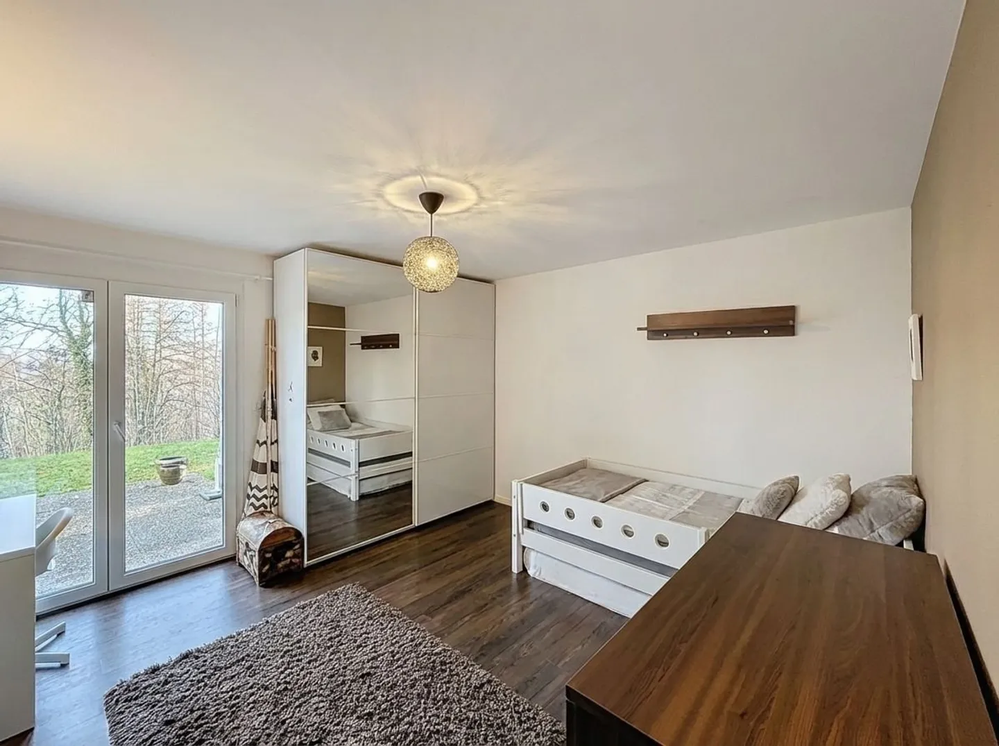 Belmont-sur-Lausanne - Prächtiges Einfamilienhaus auf drei Ebenen - Photo 9 sur 12