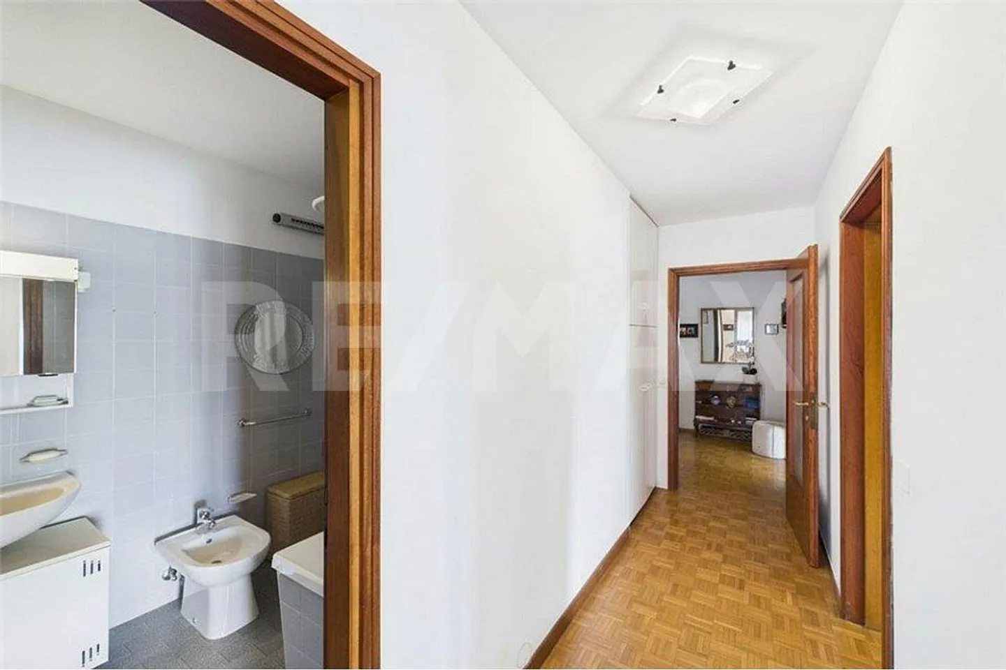 Luminoso appartamento di 3,5 locali in una zona tranquilla - Foto 12 di 13