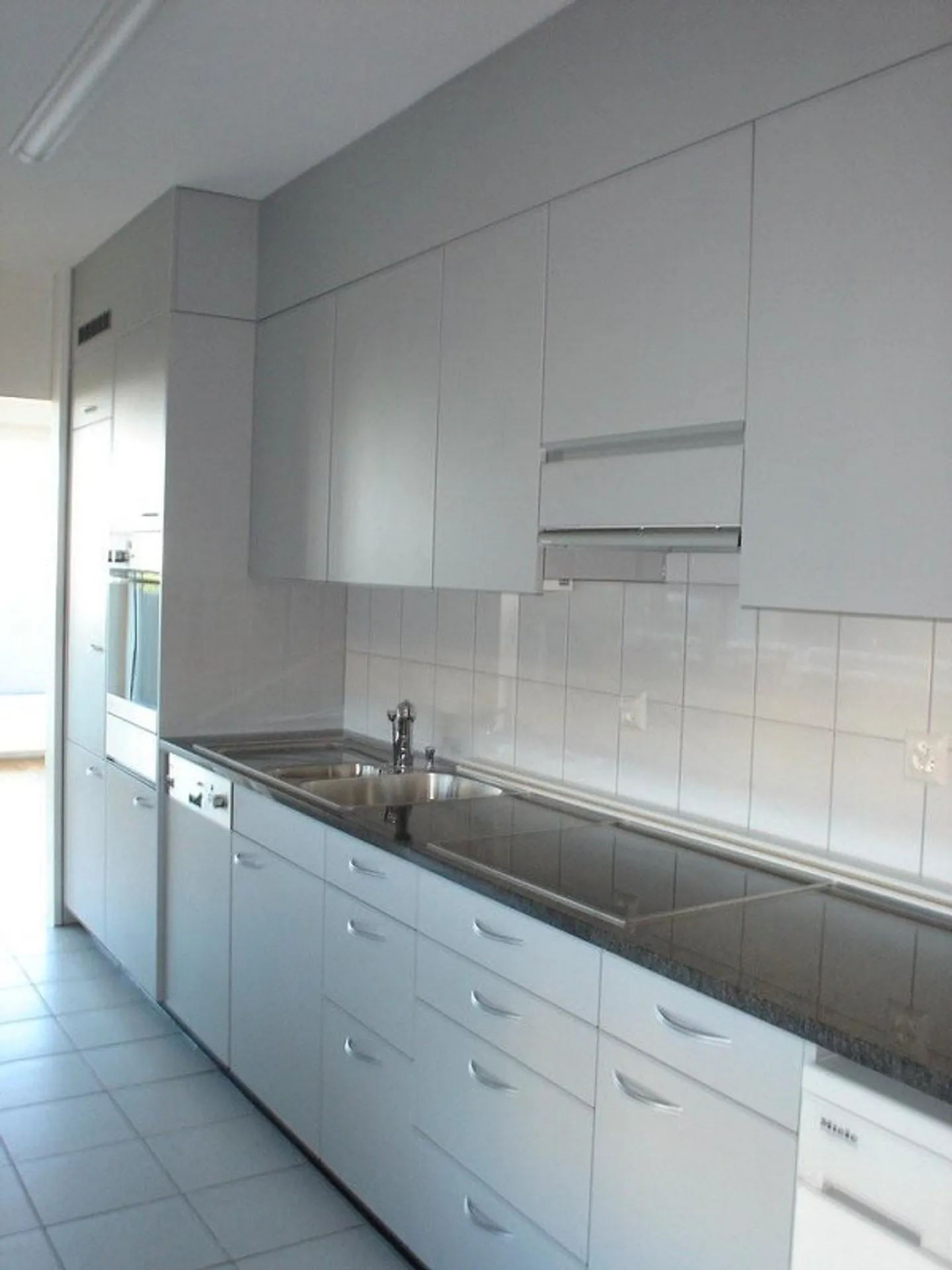 Penthouse above the rooftops of Basel - Photo 3 of 5