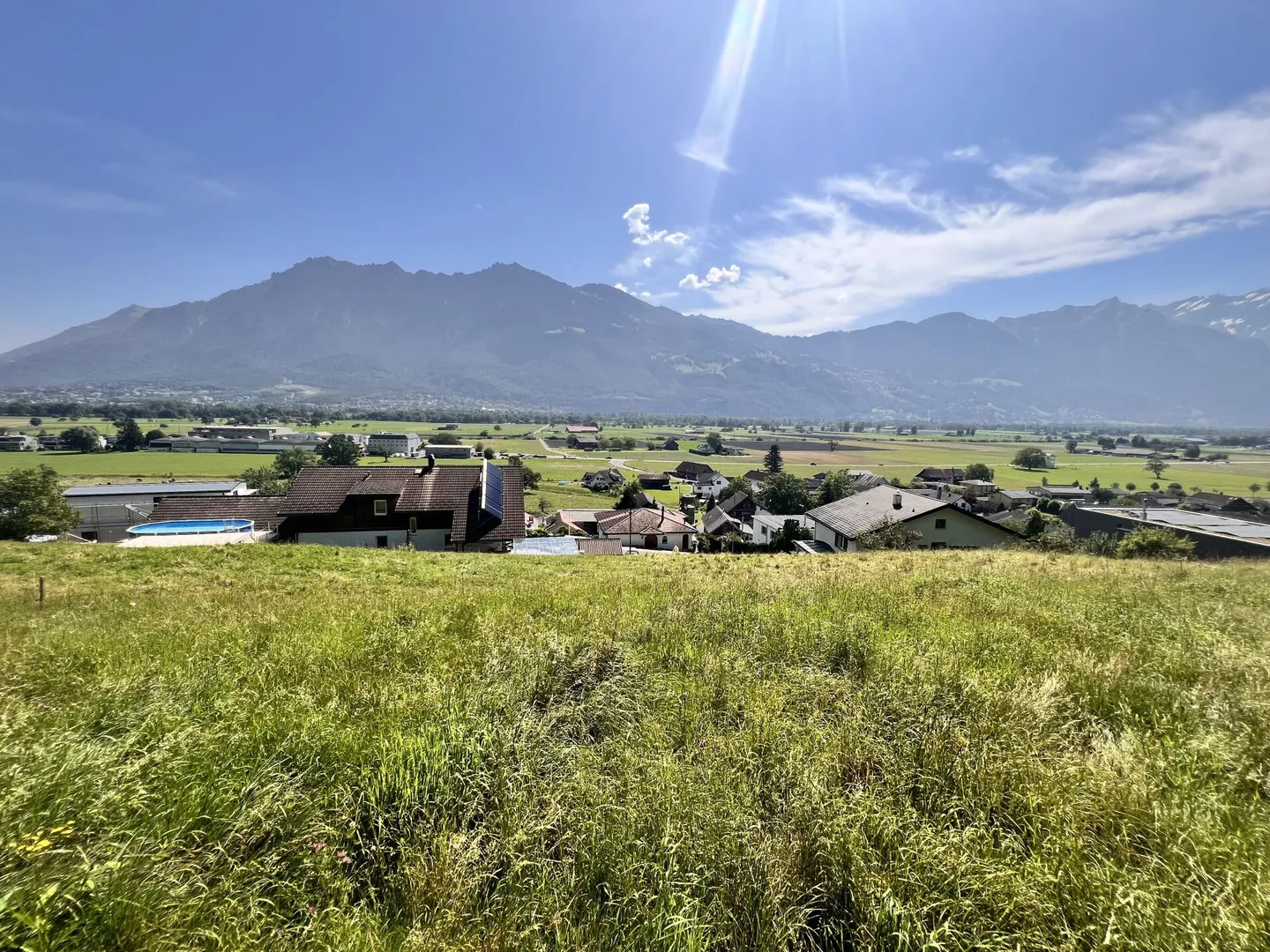 Ein Haus, zwei Parzellen, unzählige Möglichkeiten - Foto 3 von 6