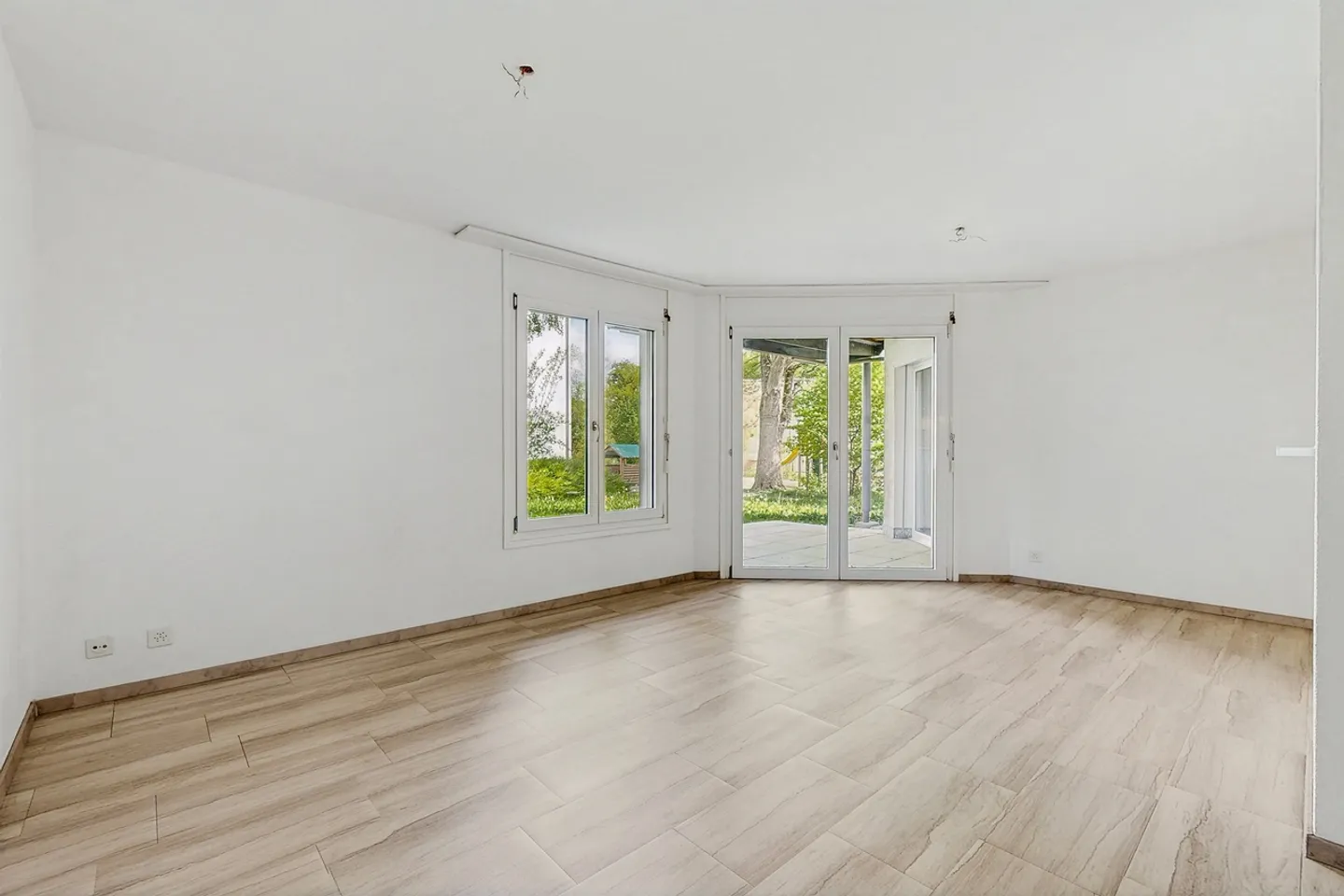 A simple and pleasant living environment - Photo 1 of 11