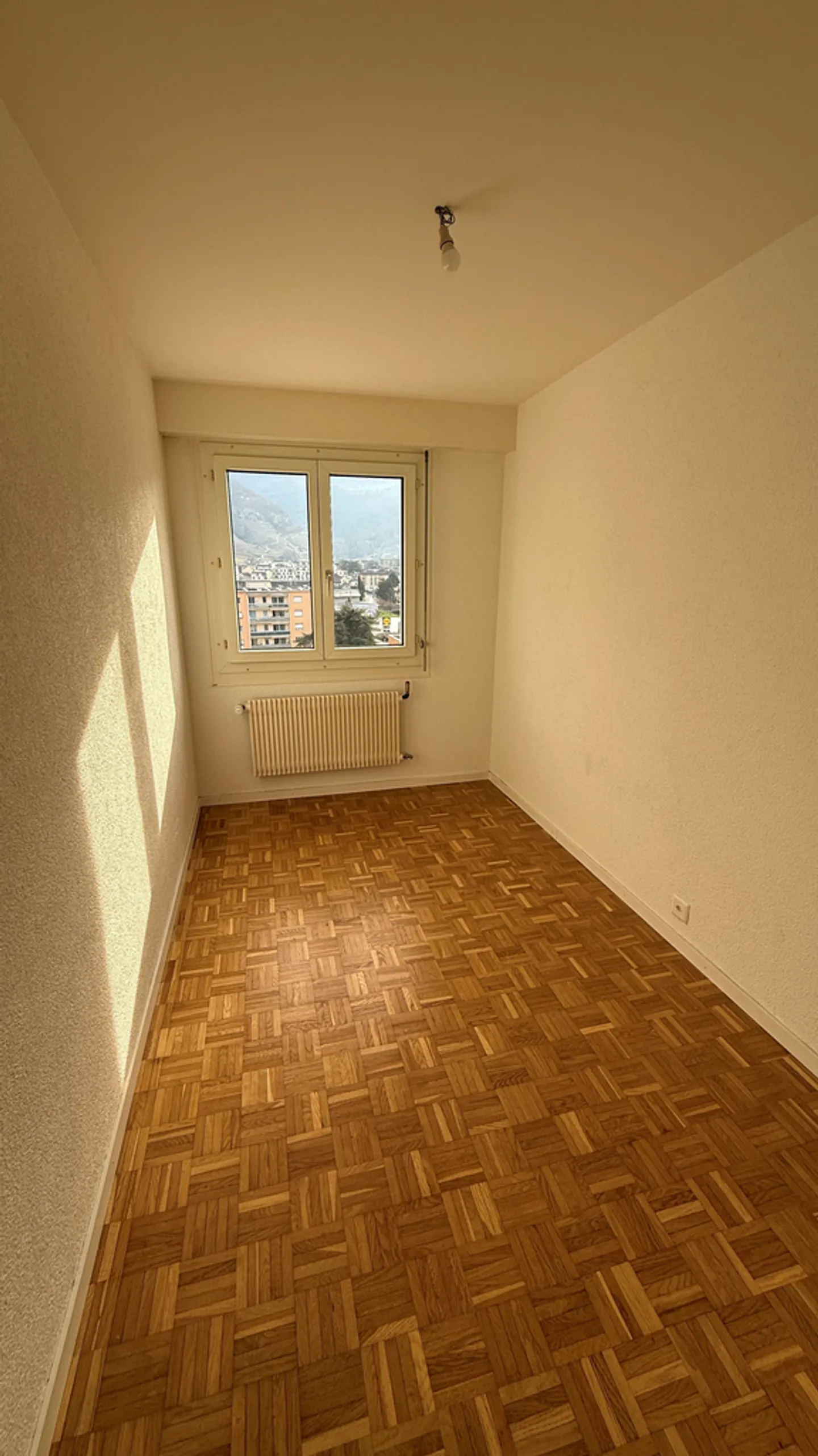 Charming 3-Room Apartment - Photo 4 of 5