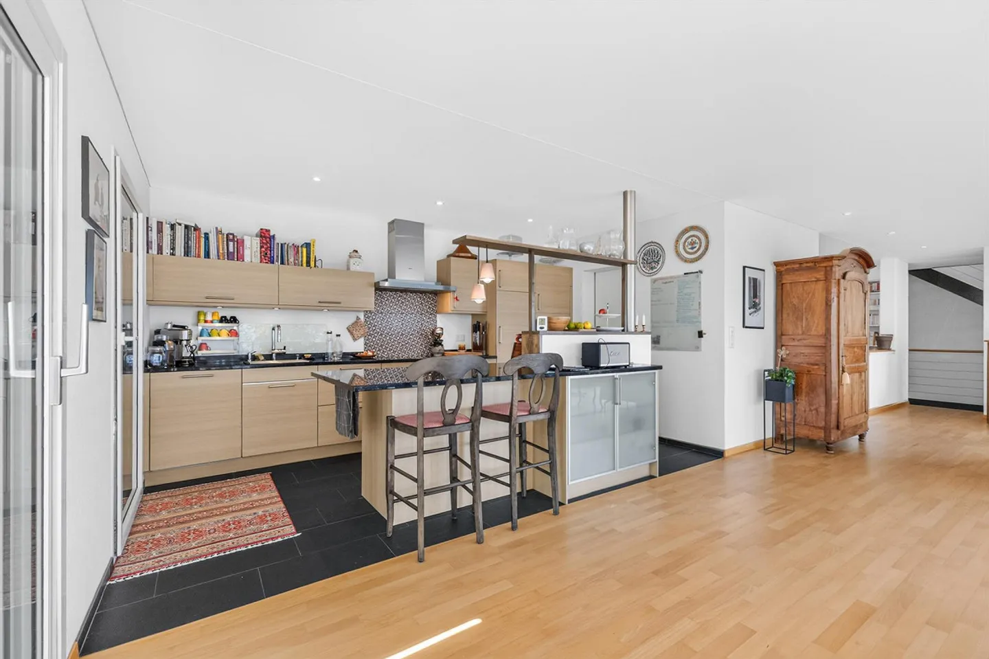 Ampia casa unifamiliare con vista panoramica mozzafiato - Foto 9 di 14