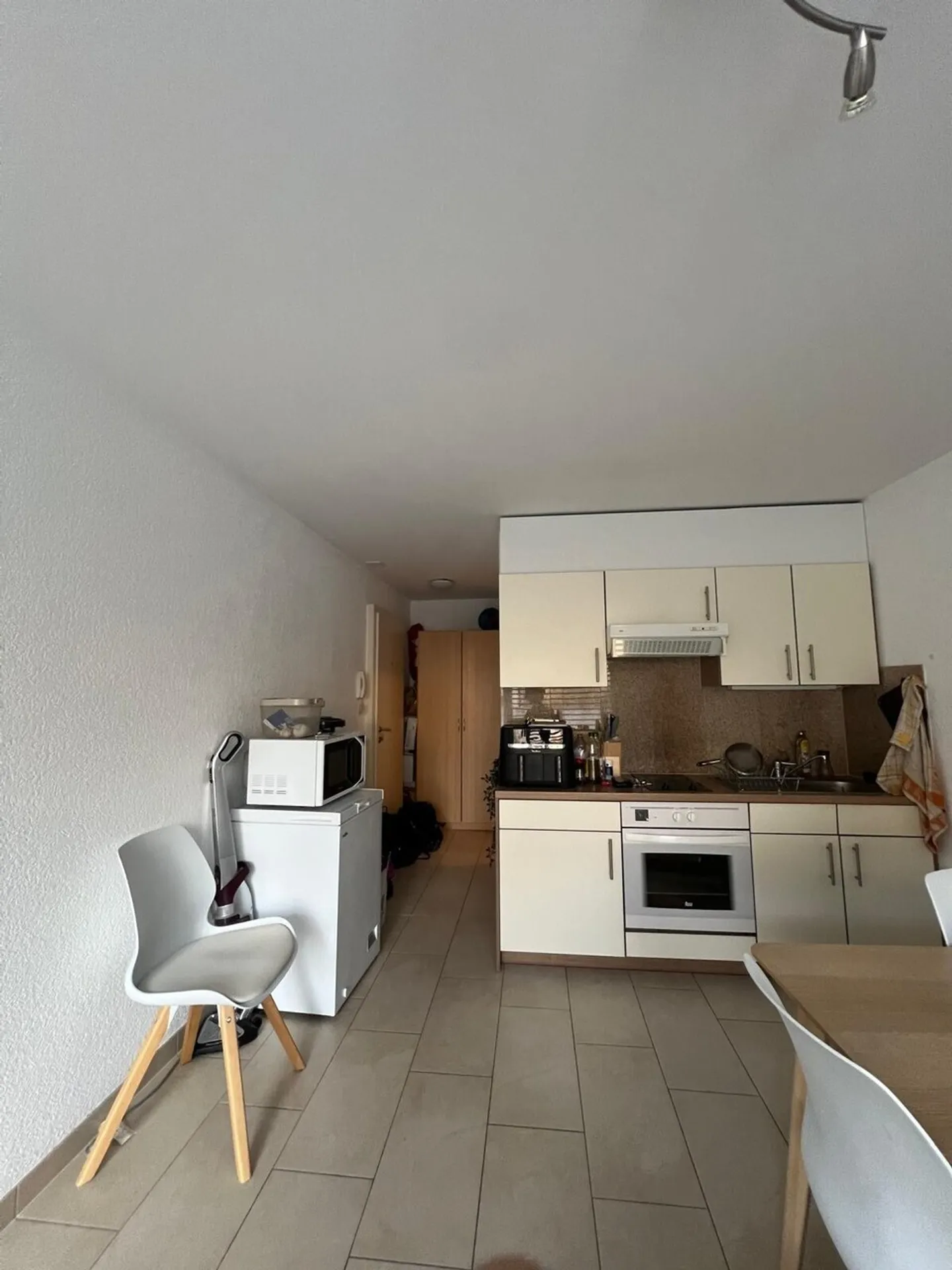 Charming studio in Lausanne - Photo 3 of 5