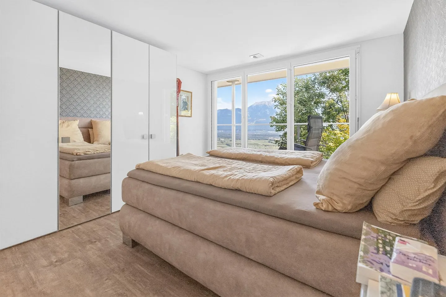 Ampia casa unifamiliare con vista panoramica mozzafiato - Foto 11 di 14