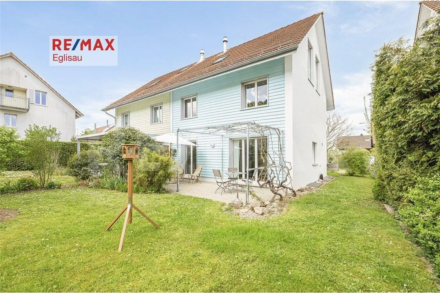 Bright, quiet and family-friendly - a home to... - Photo 1 of 13