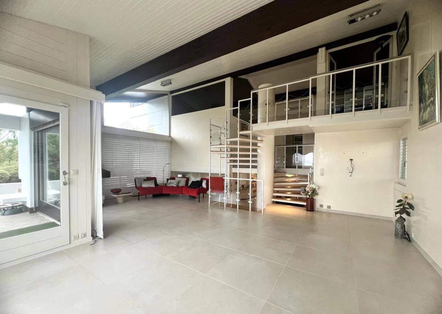 Property with magnificent view of the lake, the Alps and Mont-Blanc - Photo 6 of 12