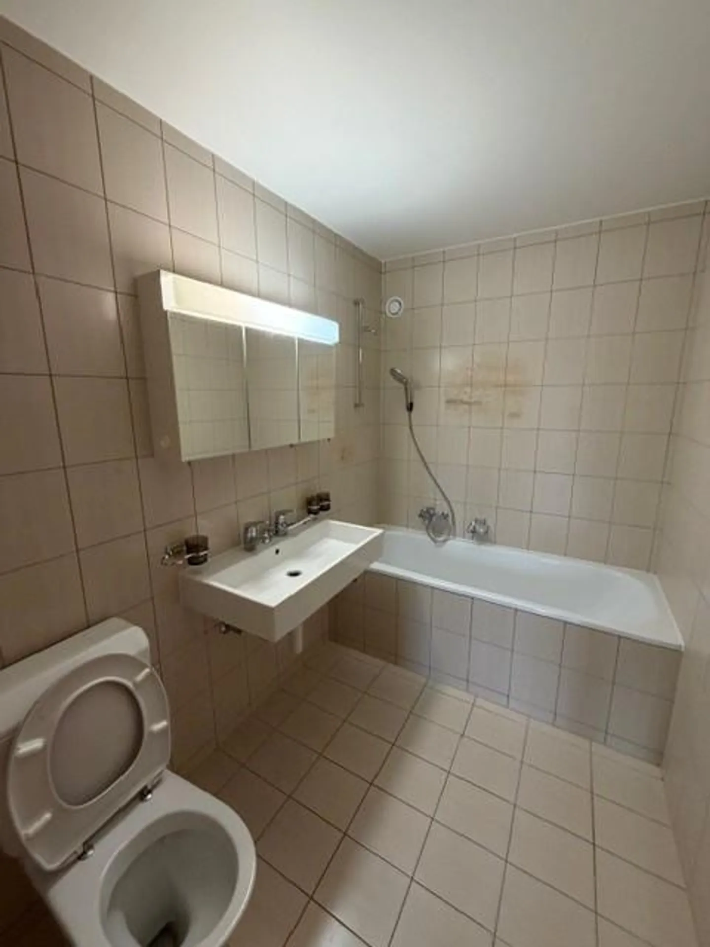 Grand Appartement avec Balcon - Photo 8 sur 10