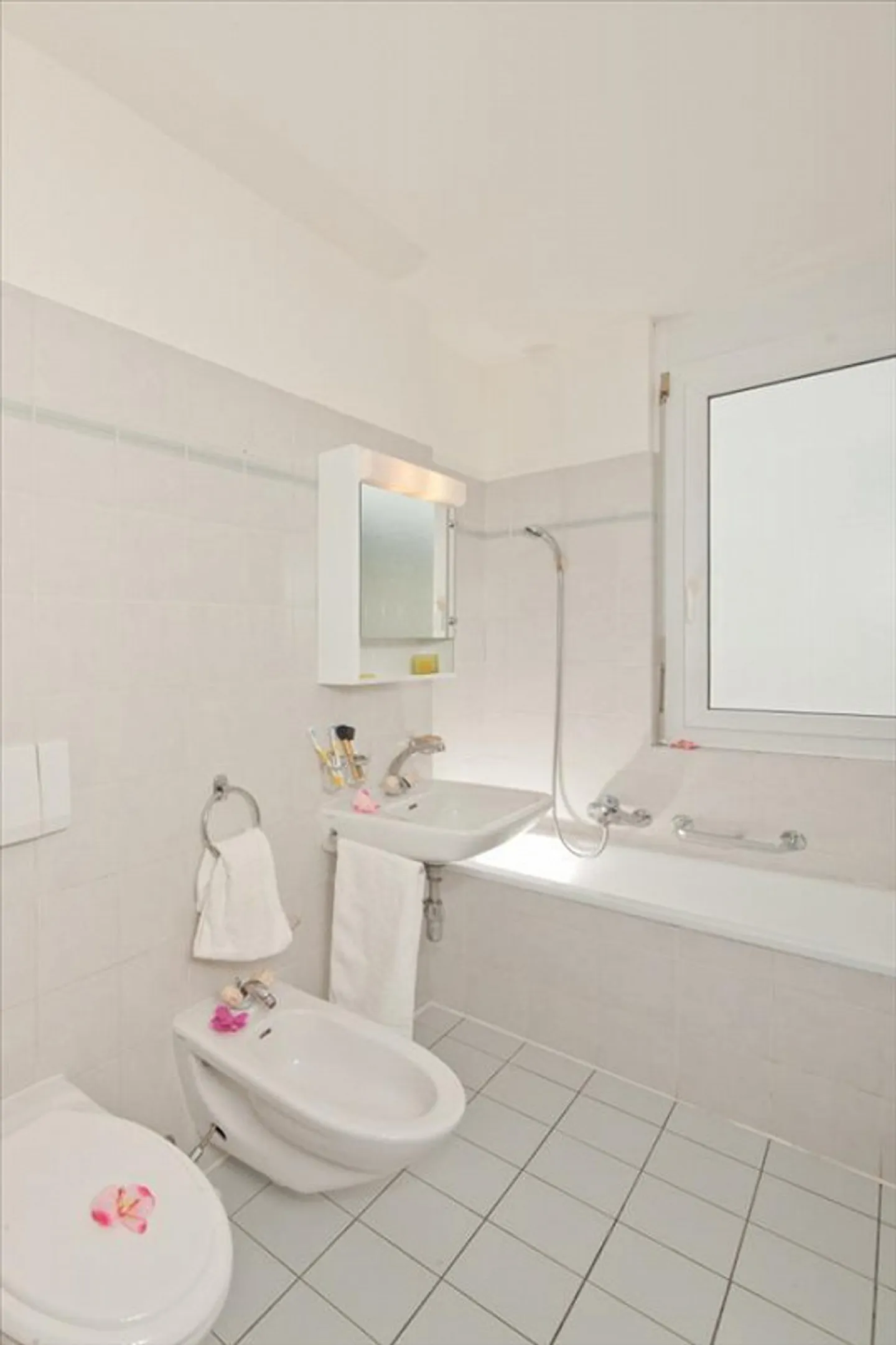 Apartment for rent - Photo 5 of 9