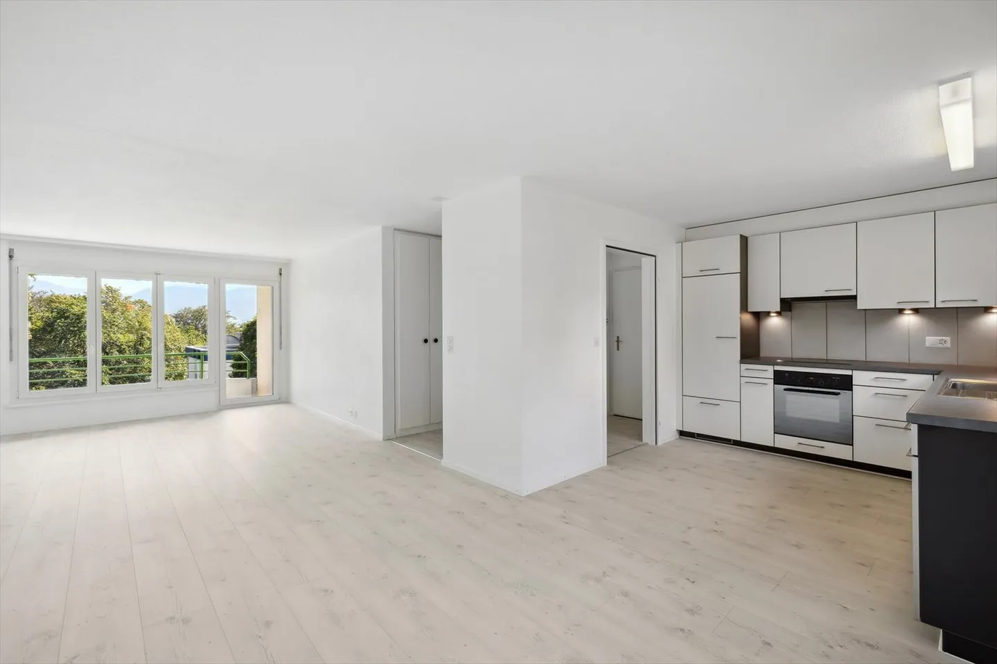 Wohnung mieten - Foto 2 von 8
