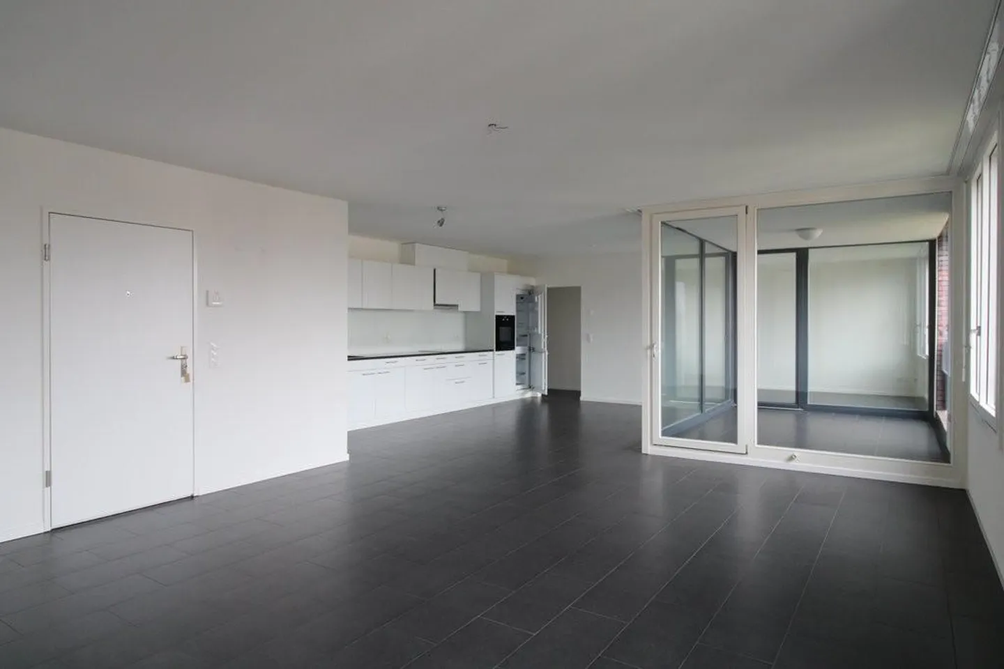 Moderno appartamento di 3,5 locali nel complesso Volta West - Foto 5 di 8
