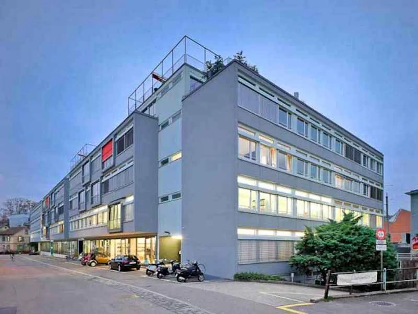 LOFT IN ZURICH (ZH), FURNISHED, TEMPORARY - Photo 8 of 9