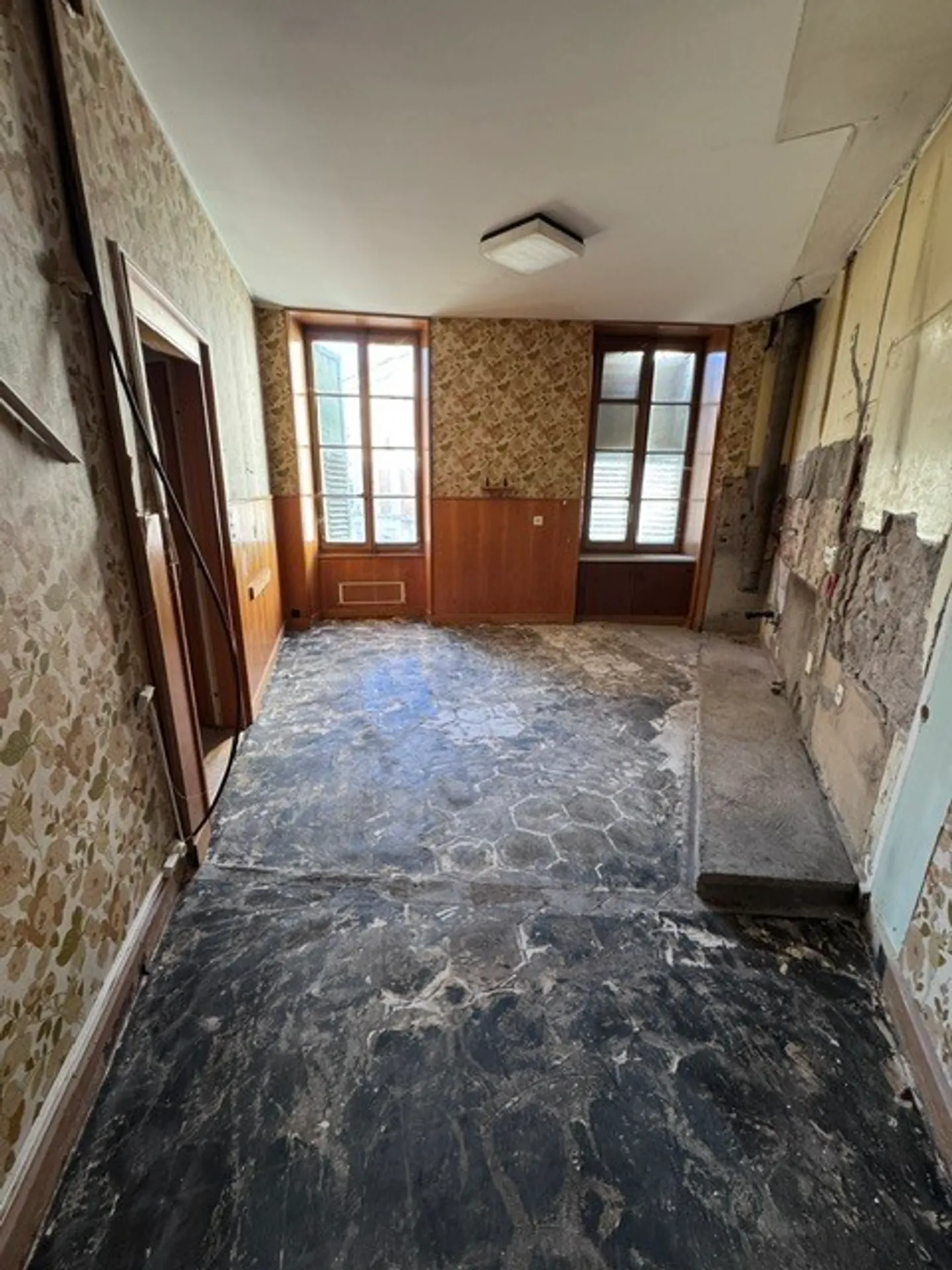 Renovation Project in Moudon - Photo 4 of 10