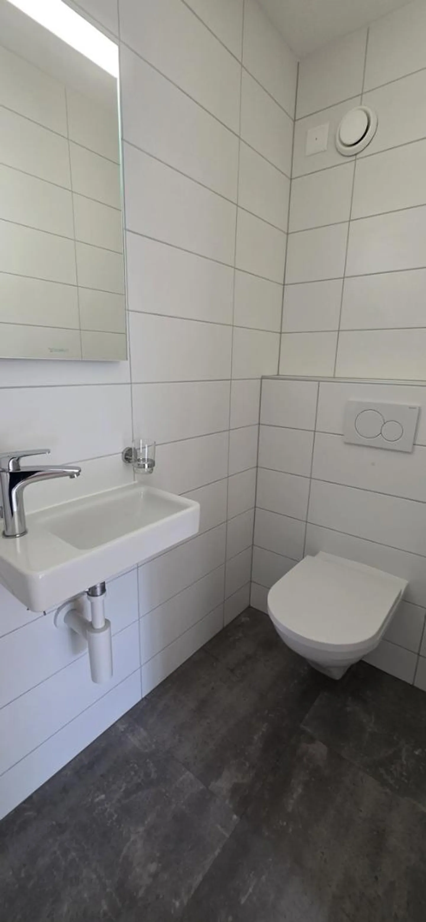 Schöne 4,5 Zimmer von 98m2 mit herrlichem Blick auf Delémont - Foto 5 von 13