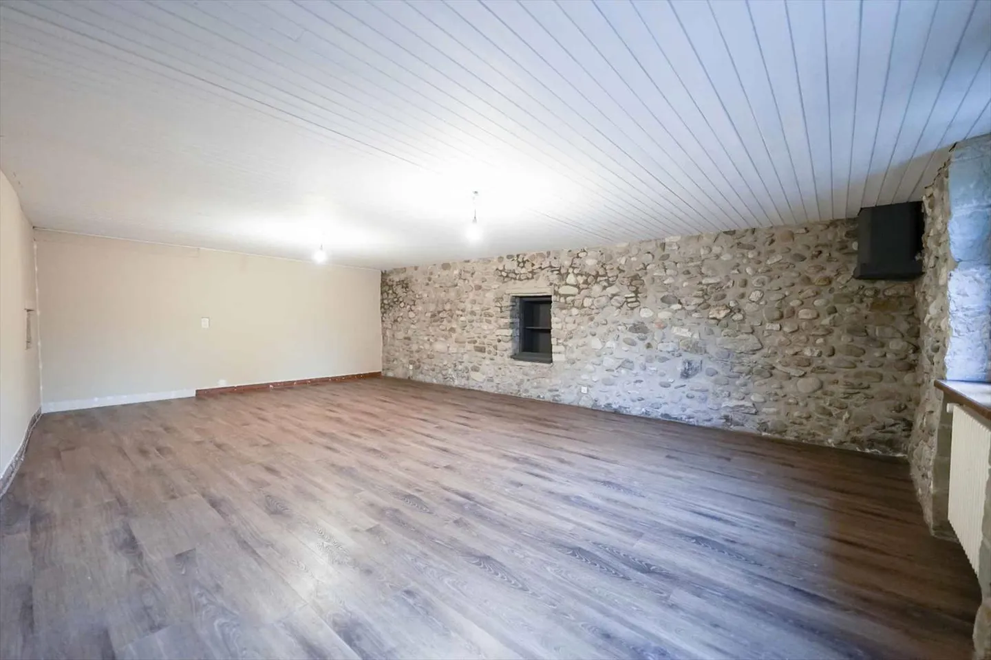 Office - Photo 2 of 6