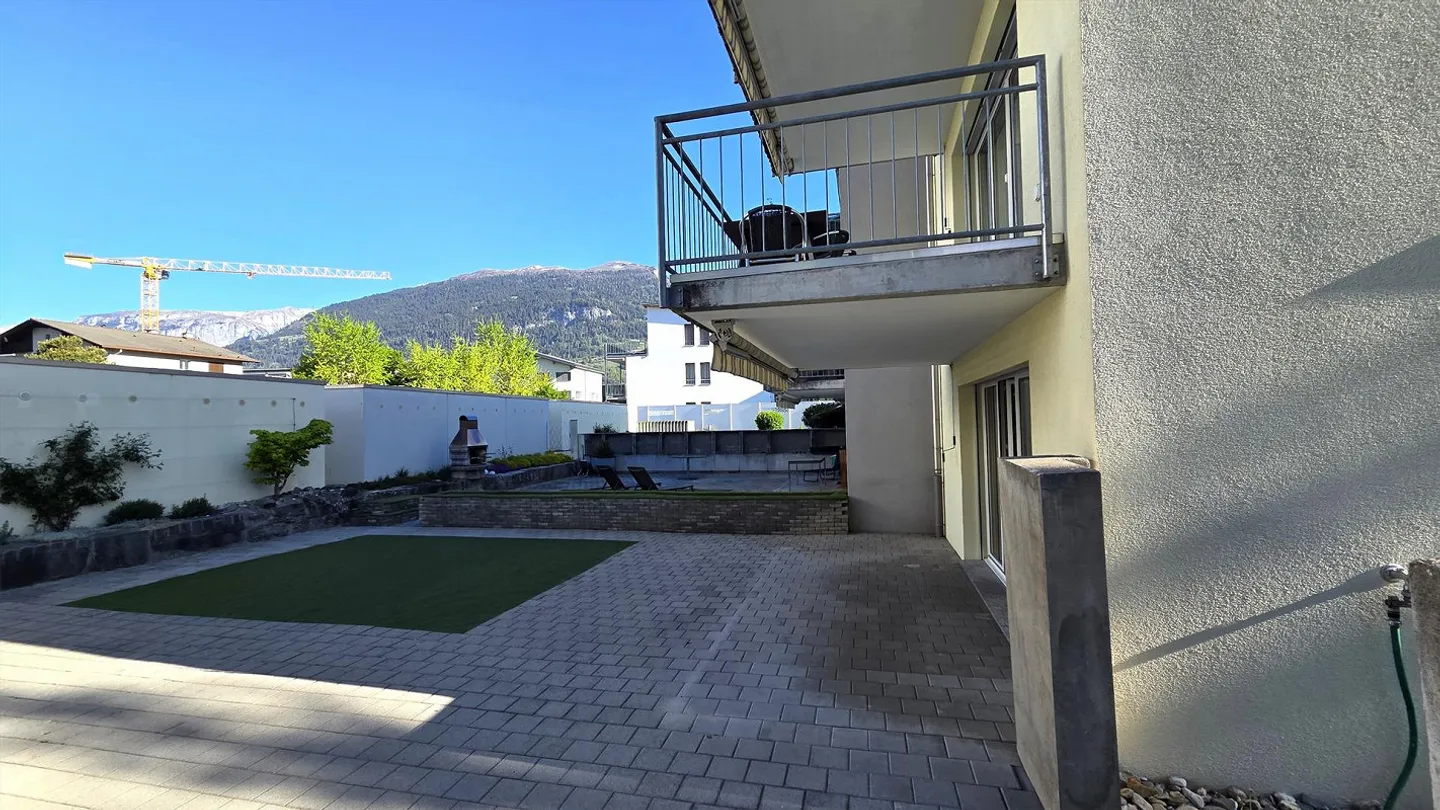Garden apartment in a quiet location near the train station with garage and parking space - Photo 6 of 14