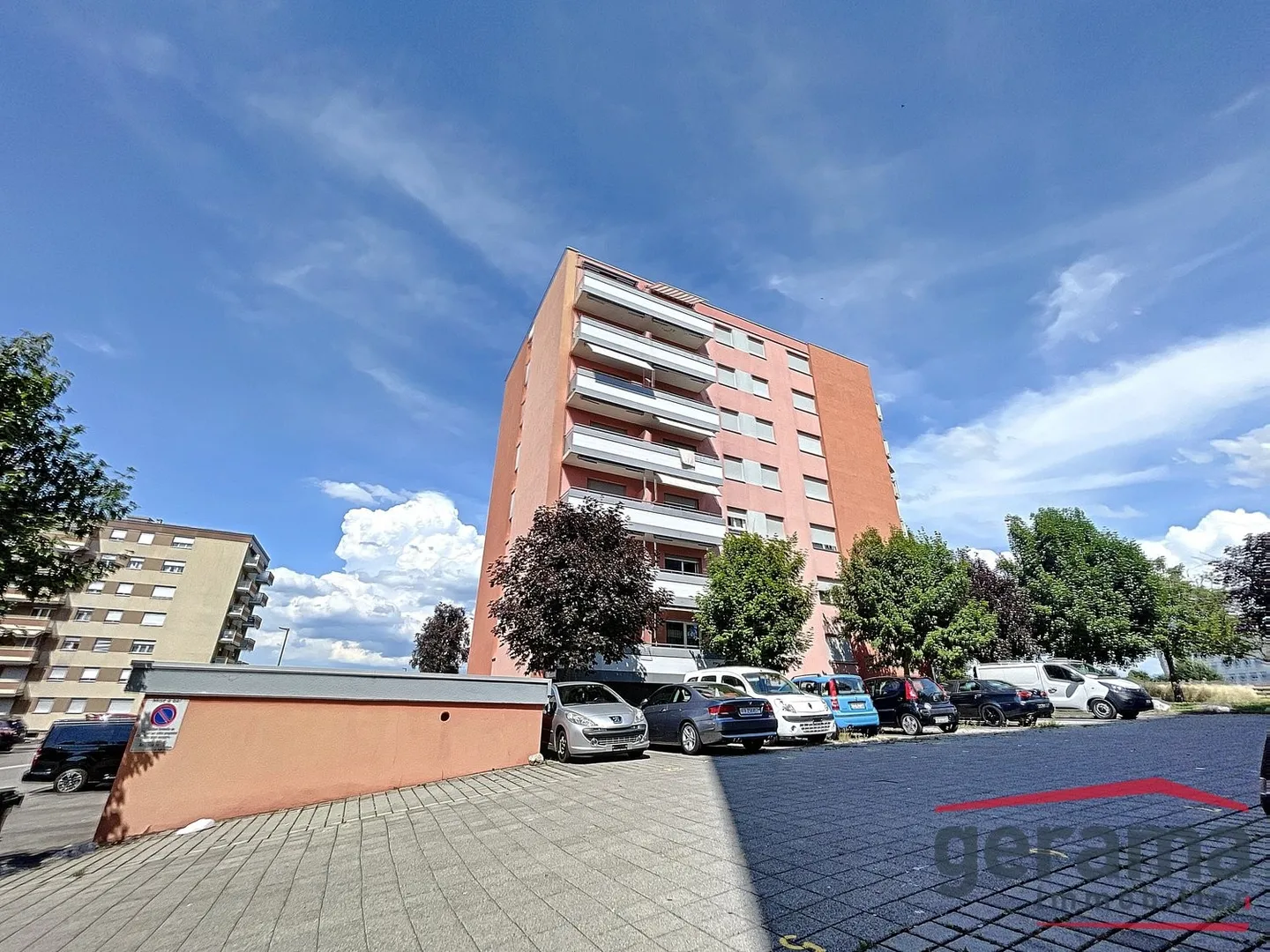 Petit studio proche des commodités - Photo 3 sur 4