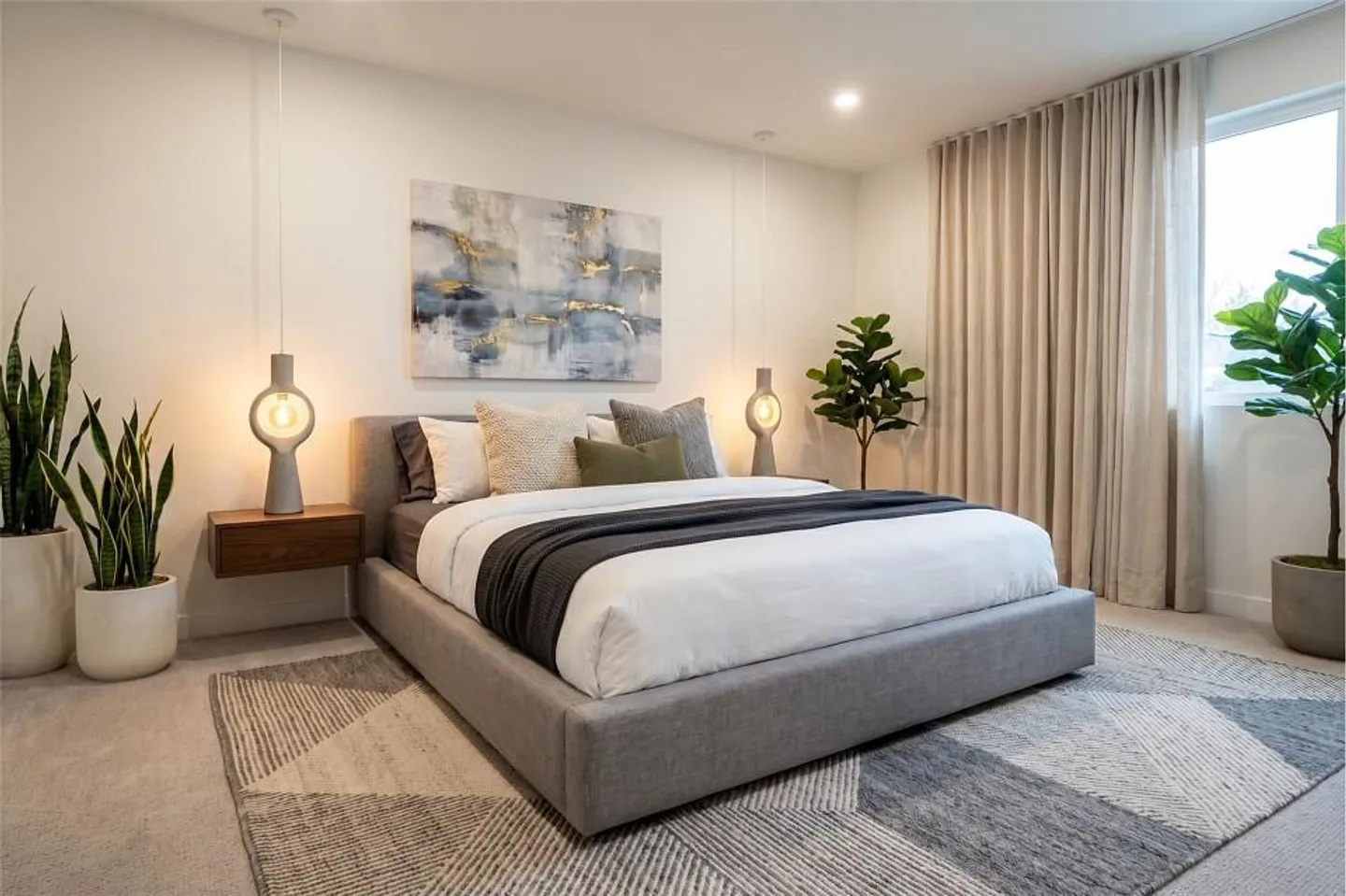 Cozy Family Apartment with Craft Room and Parking Space - Photo 5 of 10