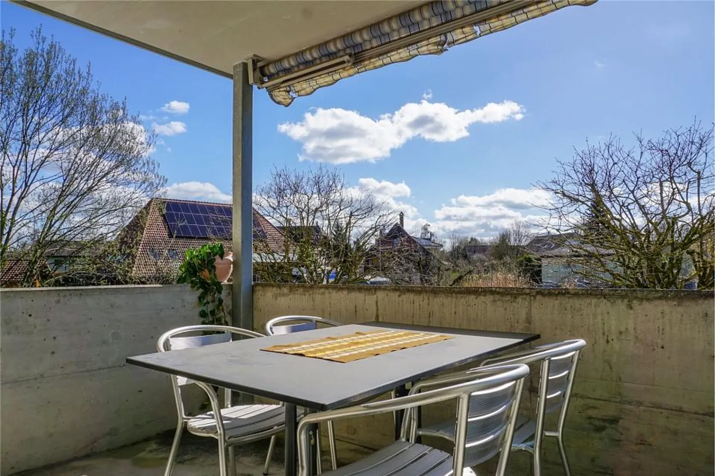 Cozy Family Apartment with Craft Room and Parking Space - Photo 9 of 10