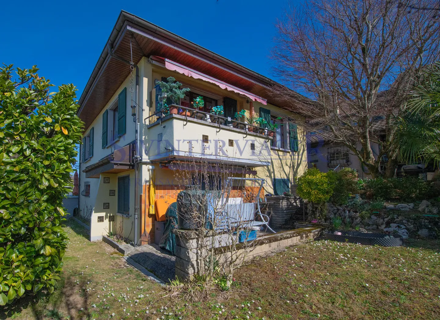 Ecublens - Charmante Villa im besetzten Leibrentenverkauf mit Seeblick - Foto 1 von 9