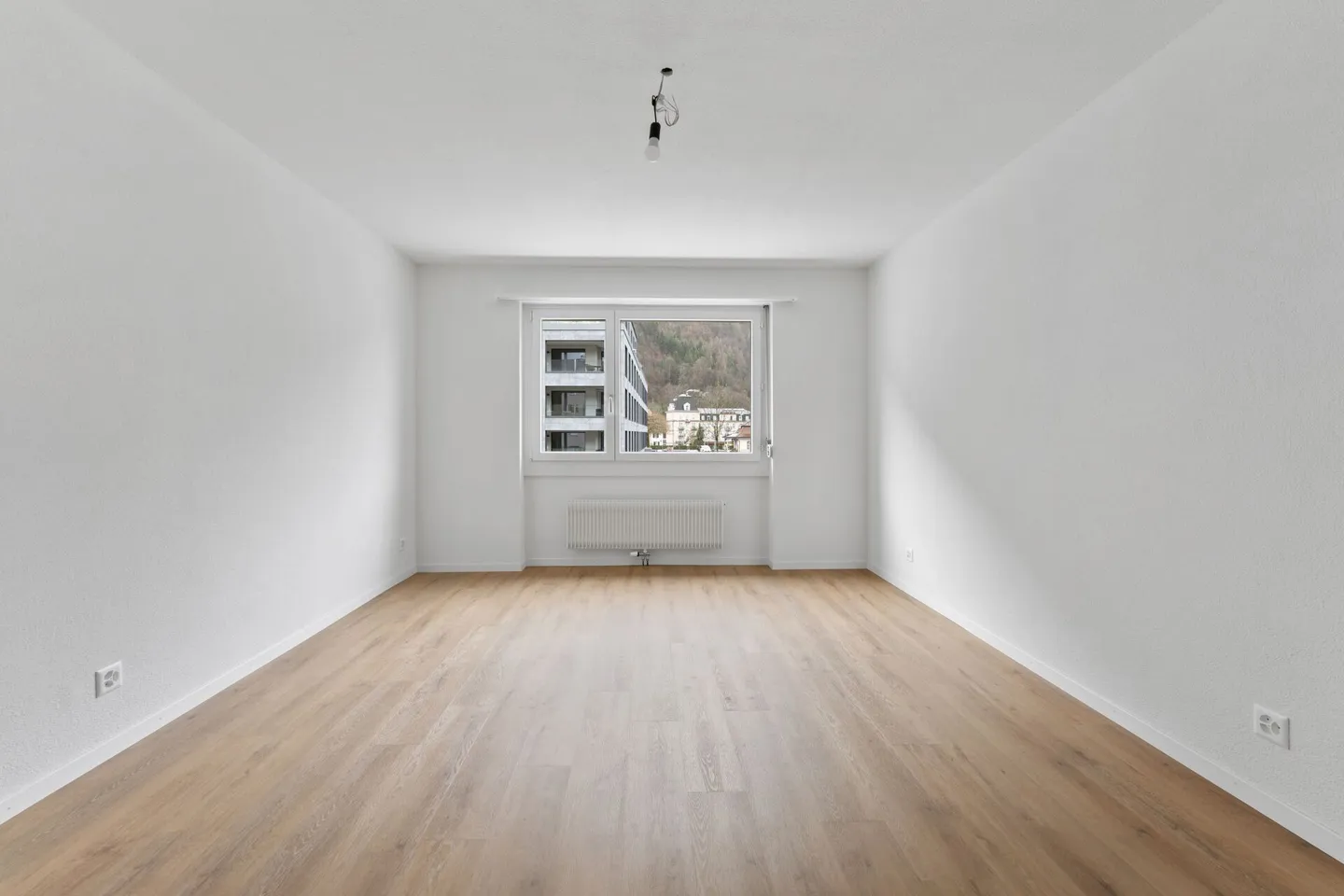 Appartement 4,5 pièces dans un emplacement central - Photo 10 sur 21