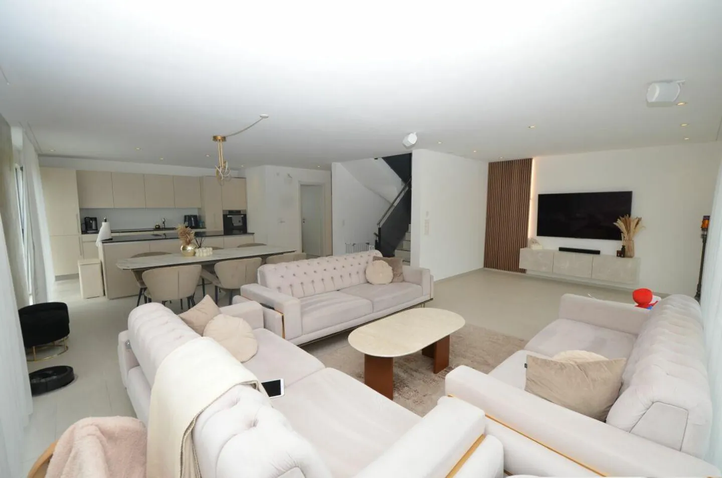 Modern Single-Family Home - Photo 2 of 9