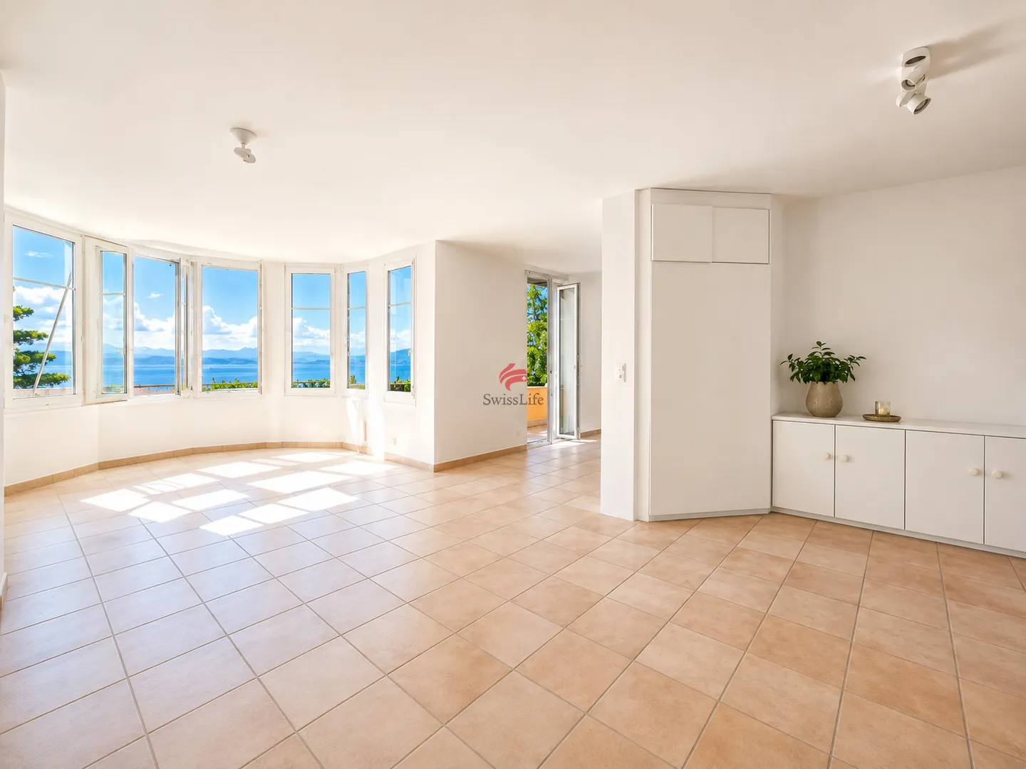 Appartement de luxe avec vue sur le lac que vous pouvez redessiner à votre goût ! - Photo 8 sur 15