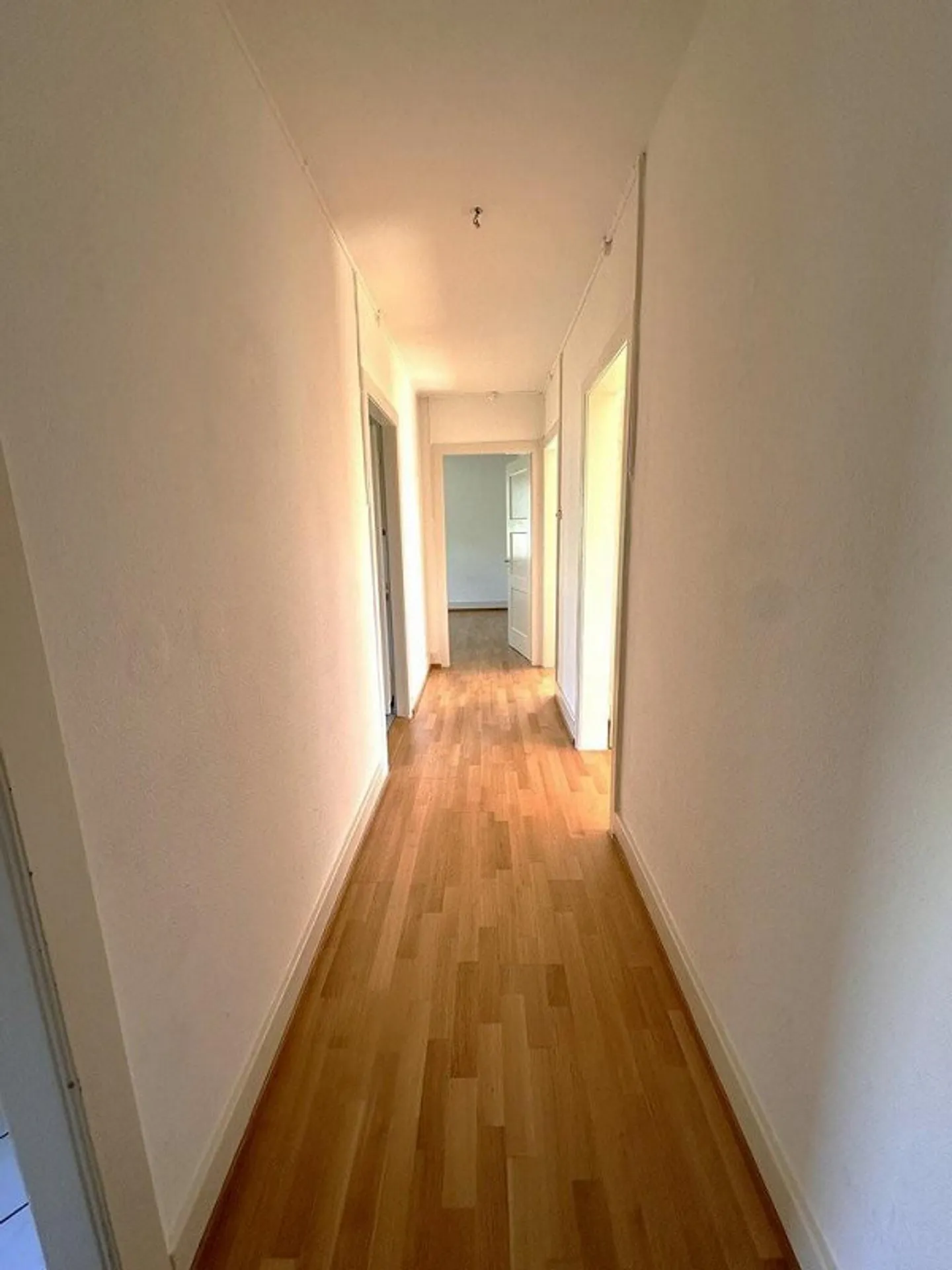 Charmante Wohnung mit grosszügigem Grundriss - Foto 5 von 8