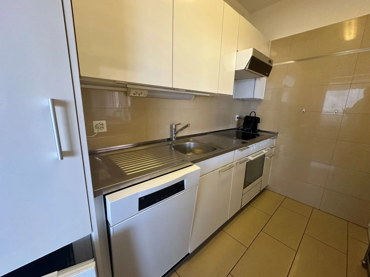 Appartement meublé 2.5 pièces avec vue imprenable sur le lac - Photo 5 sur 7