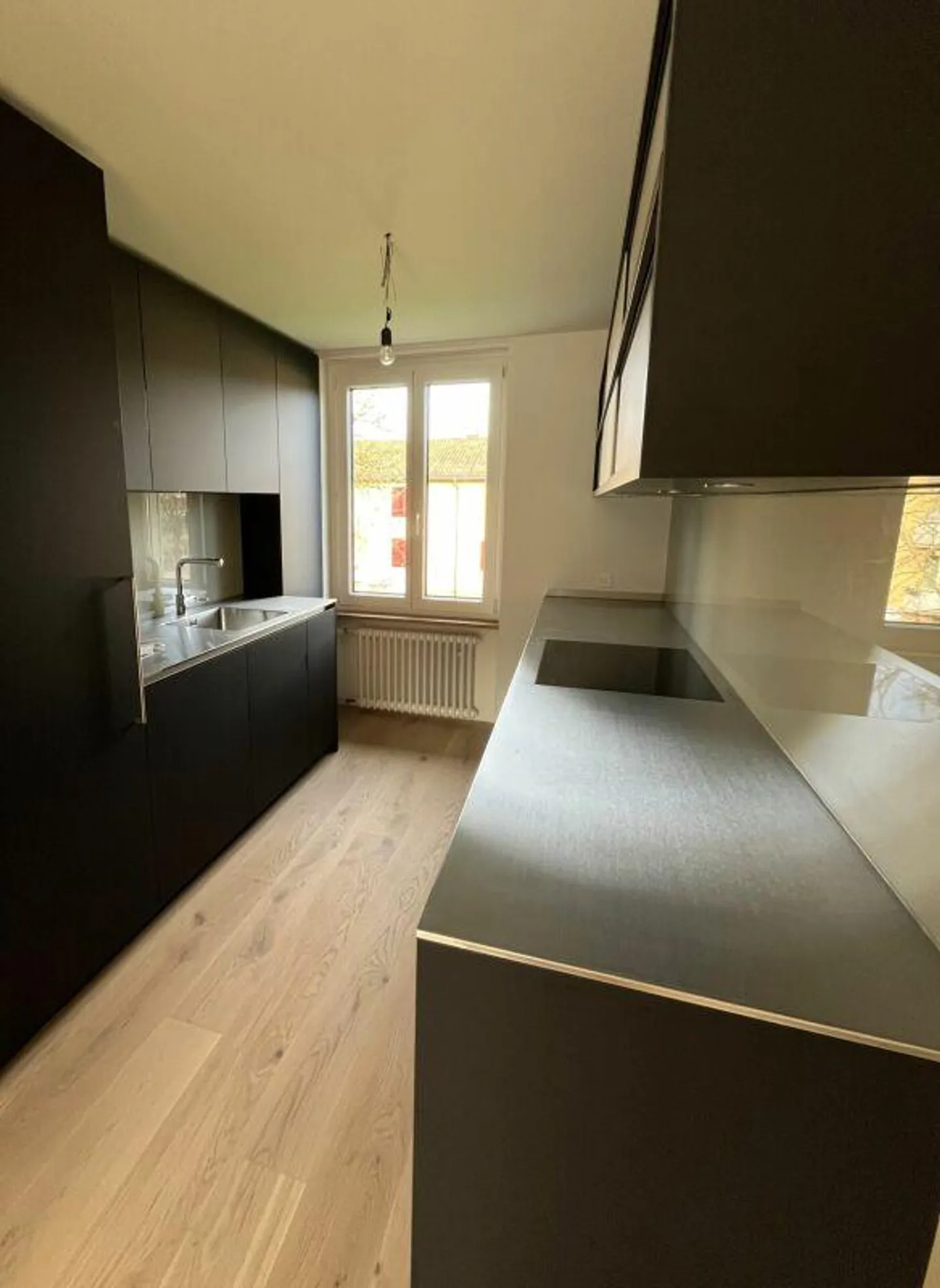Appartamento attraente di 3,5 stanze nel tranquillo quartiere di Binzenhof - Foto 3 di 11