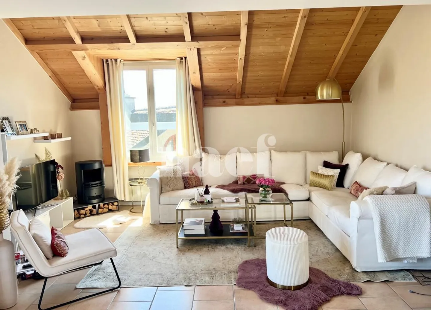 Beautiful 3.5-room apartment on the 2nd floor with balcony - Photo 3 of 8