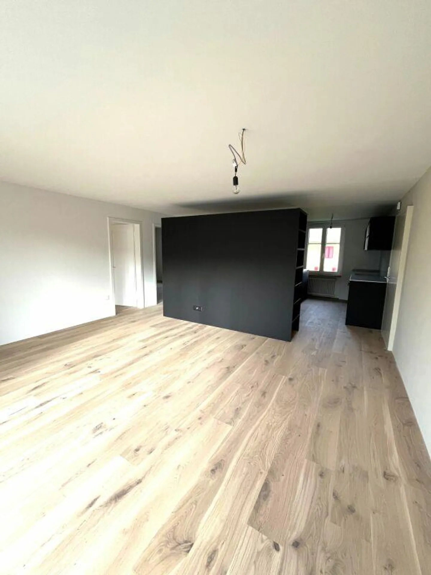 Appartamento attraente di 3,5 stanze nel tranquillo quartiere di Binzenhof - Foto 4 di 11
