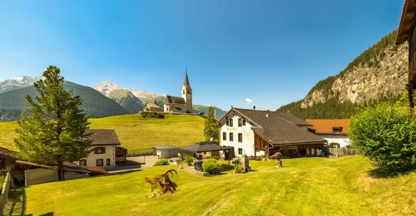 Schmitten: Casa plurifamiliare con potenziale futuro - Foto 1 di 5