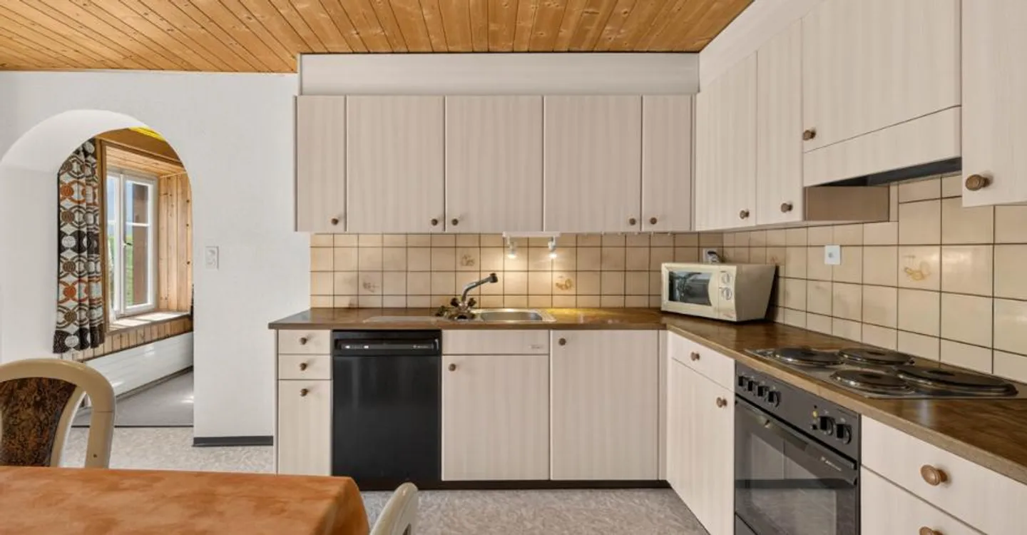 Schmitten: Casa plurifamiliare con potenziale futuro - Foto 4 di 5