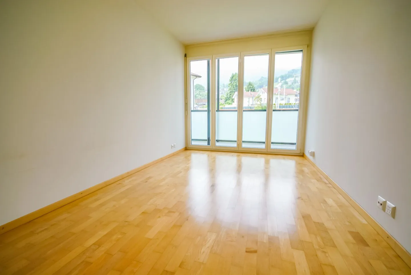 Charmante appartement 4.5 pièces avec grand balcon - Photo 8 sur 12