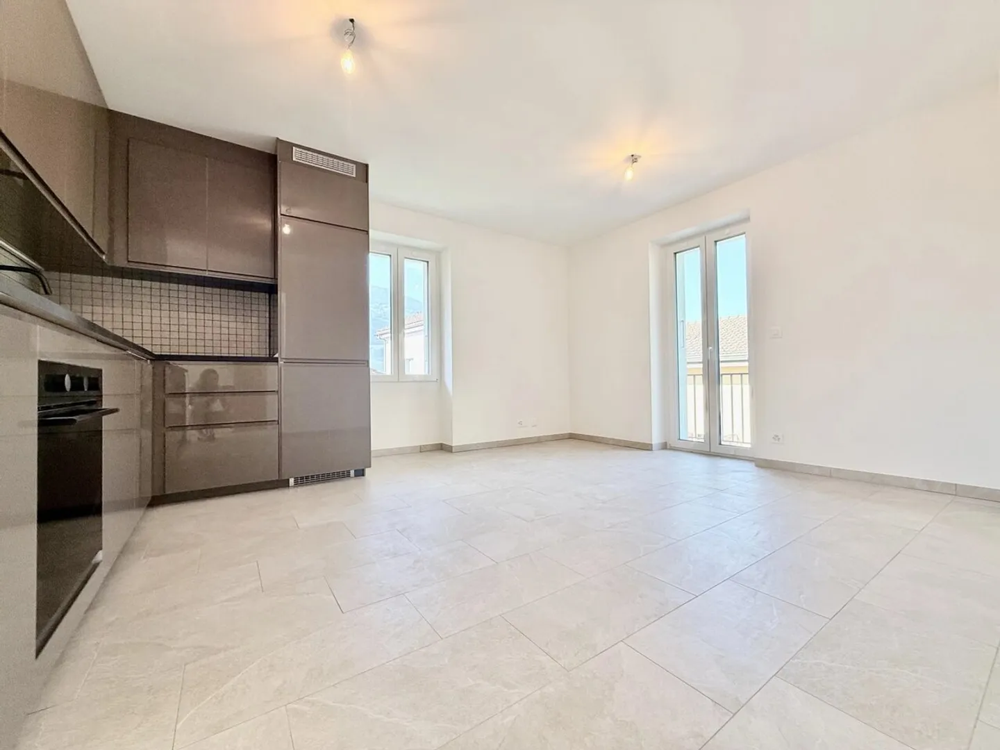Charming Renovated House in Vétroz - Photo 8 of 13