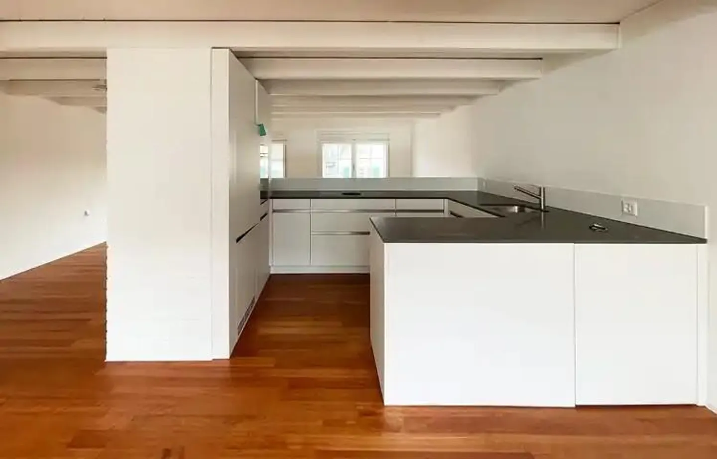 Appartement en duplex dans la vieille ville à partir du 01.02.2026 (ou janvier 2026) - Photo 2 sur 13