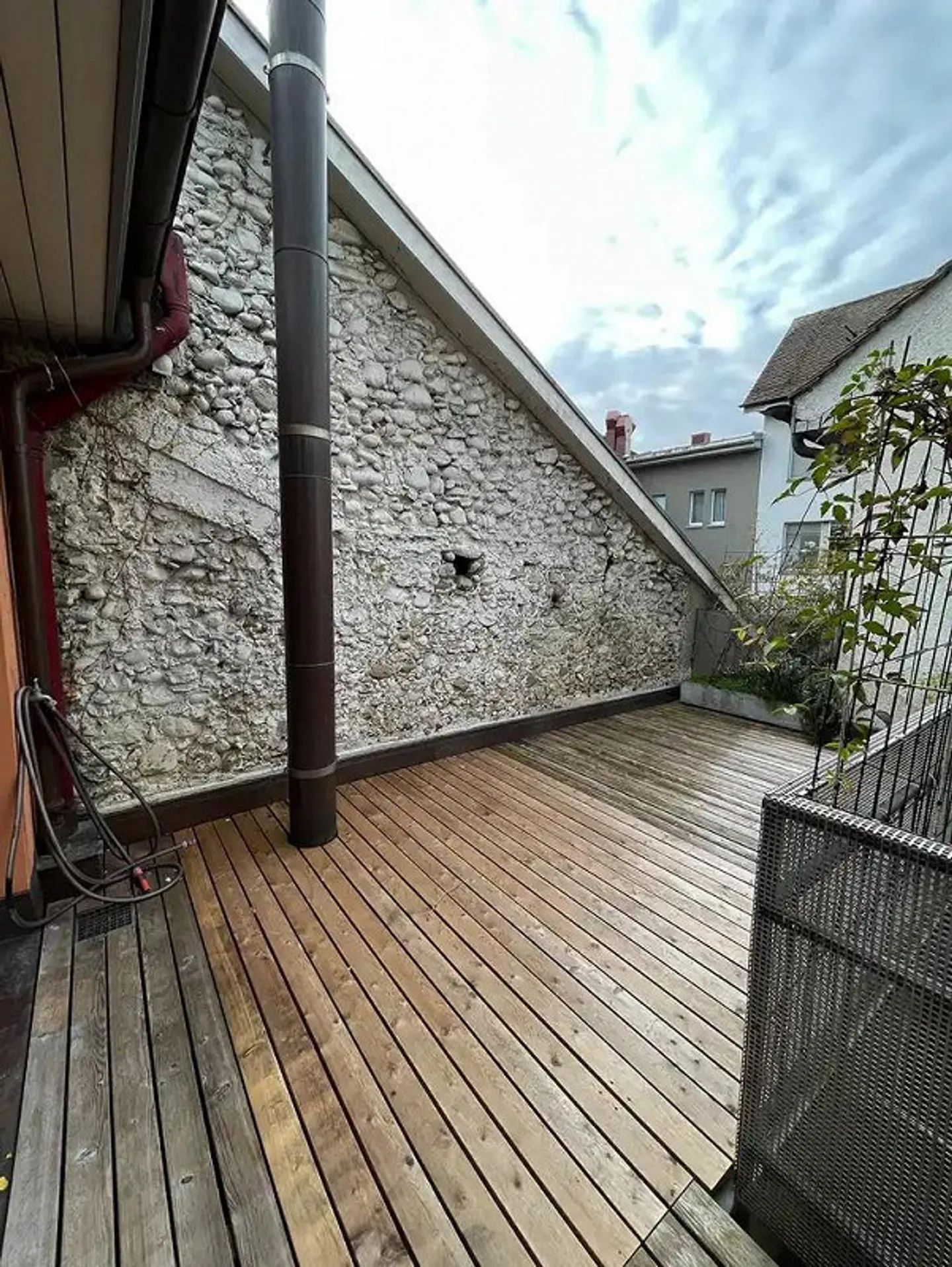 Appartement en duplex dans la vieille ville à partir du 01.02.2026 (ou janvier 2026) - Photo 6 sur 13