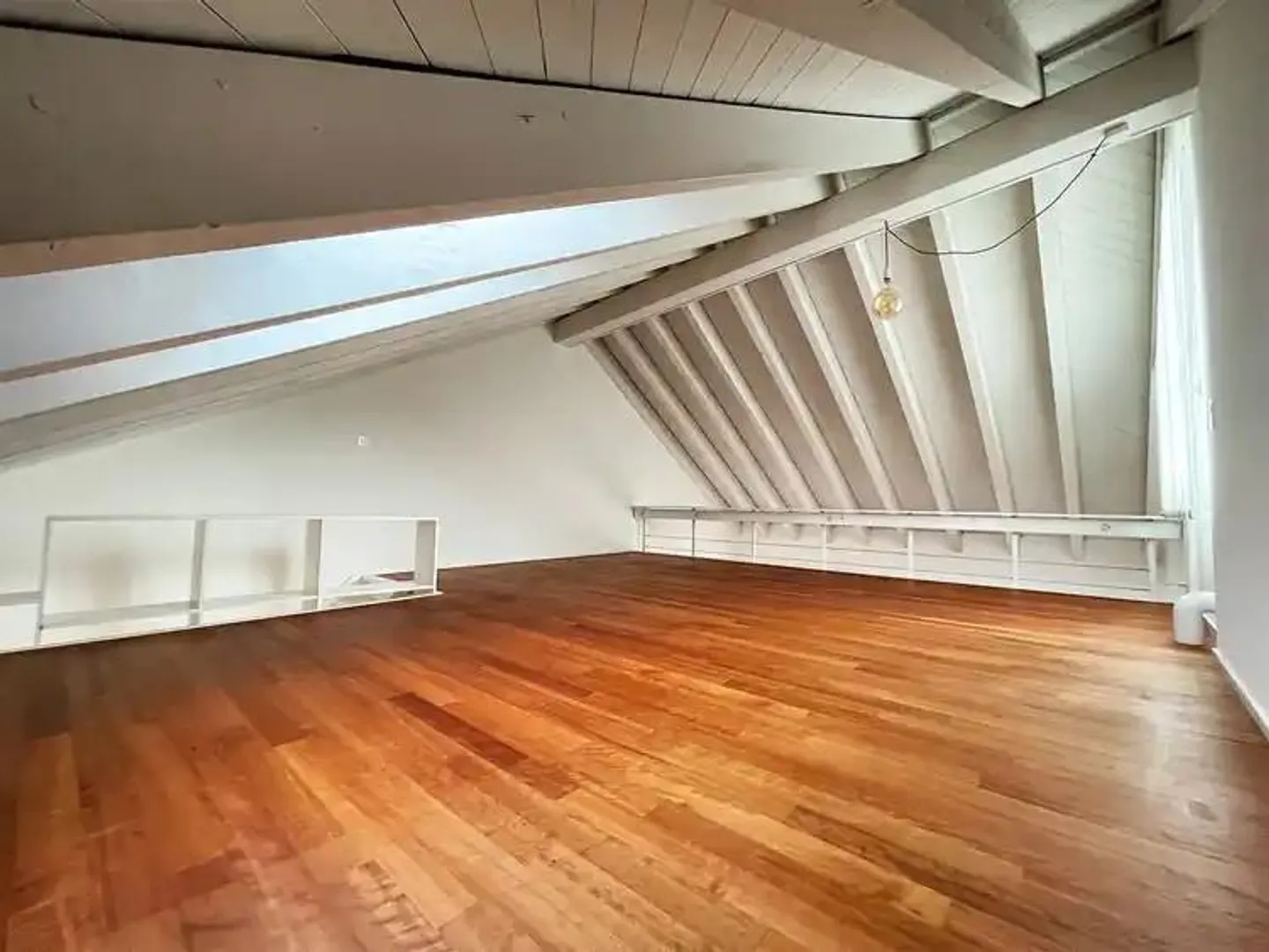 Appartement en duplex dans la vieille ville à partir du 01.02.2026 (ou janvier 2026) - Photo 4 sur 13