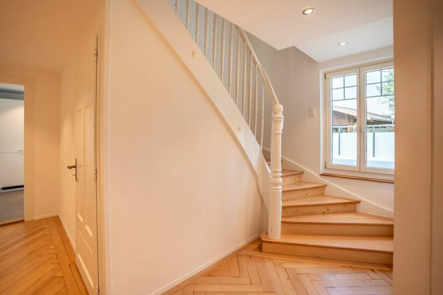 Casa unifamiliare da sogno di 6,5 stanze | Superficie del terreno 642 m² - Foto 5 di 16