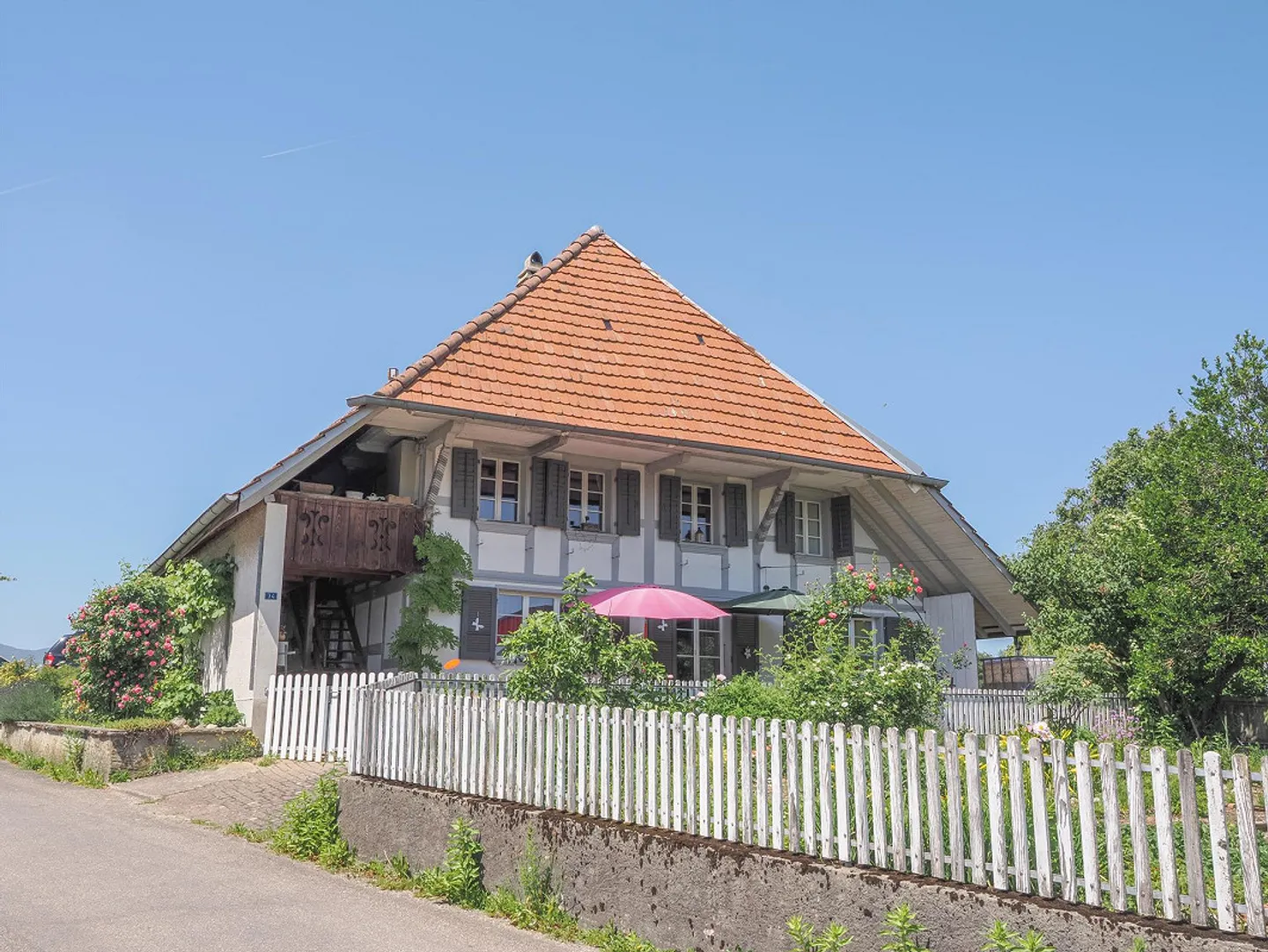 Charmante Wohnung in Bützberg - Foto 1 von 20