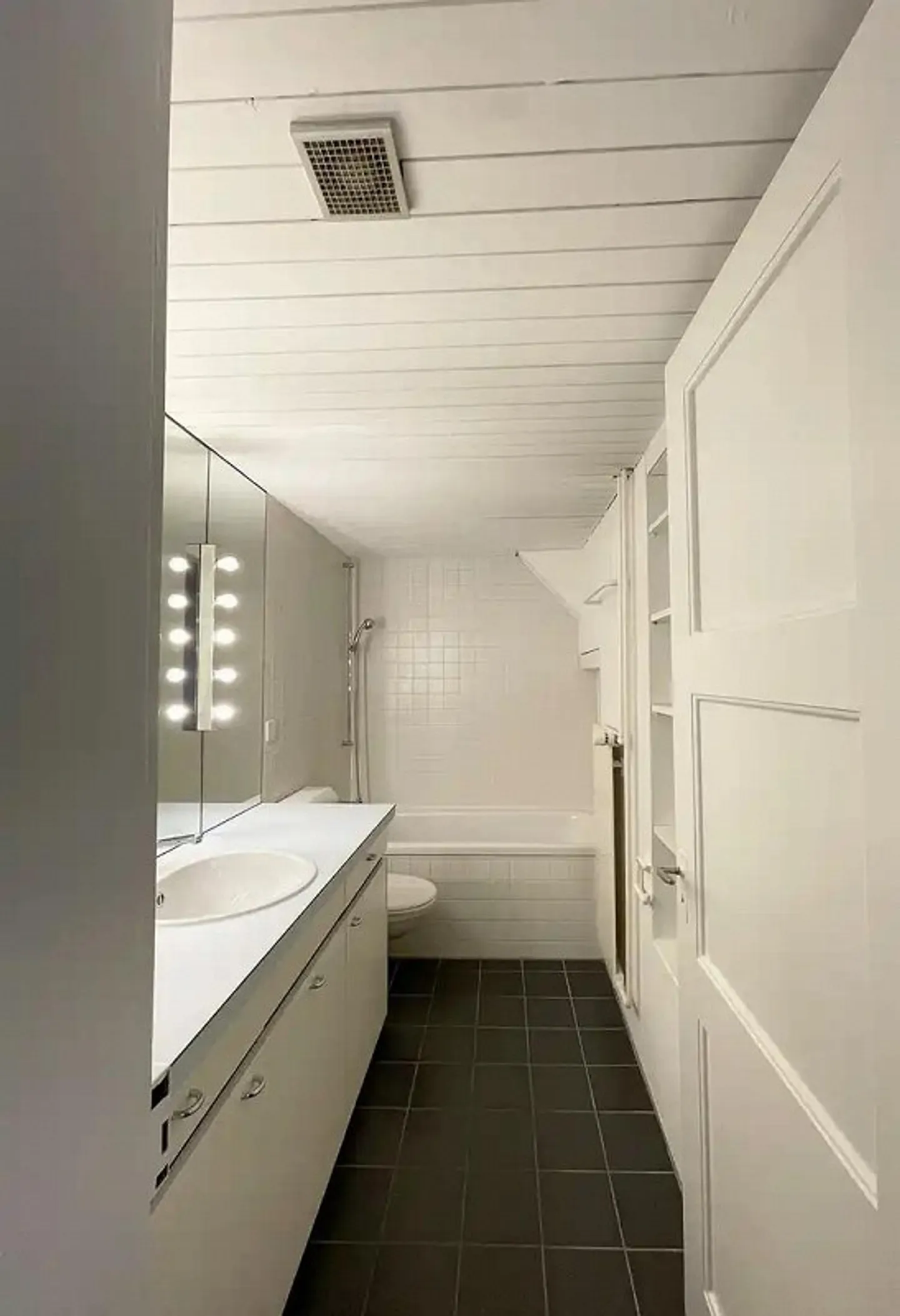 Appartement en duplex dans la vieille ville à partir du 01.02.2026 (ou janvier 2026) - Photo 9 sur 13