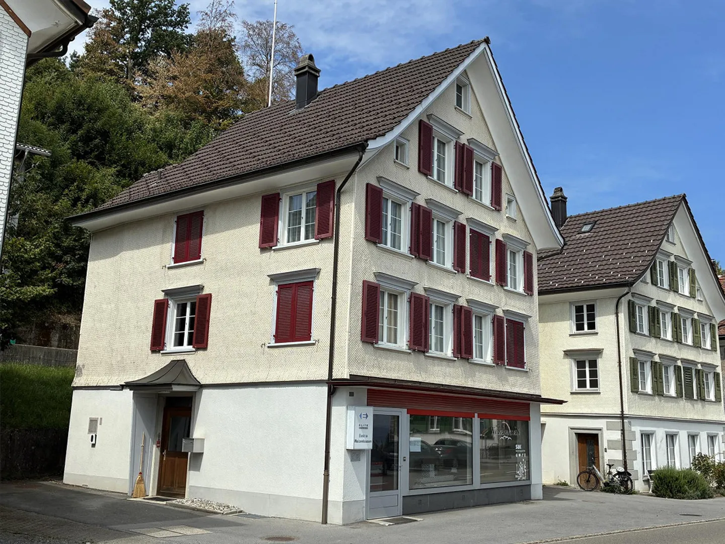 Vielseitige Gewerberäumlichkeiten - Foto 3 von 17